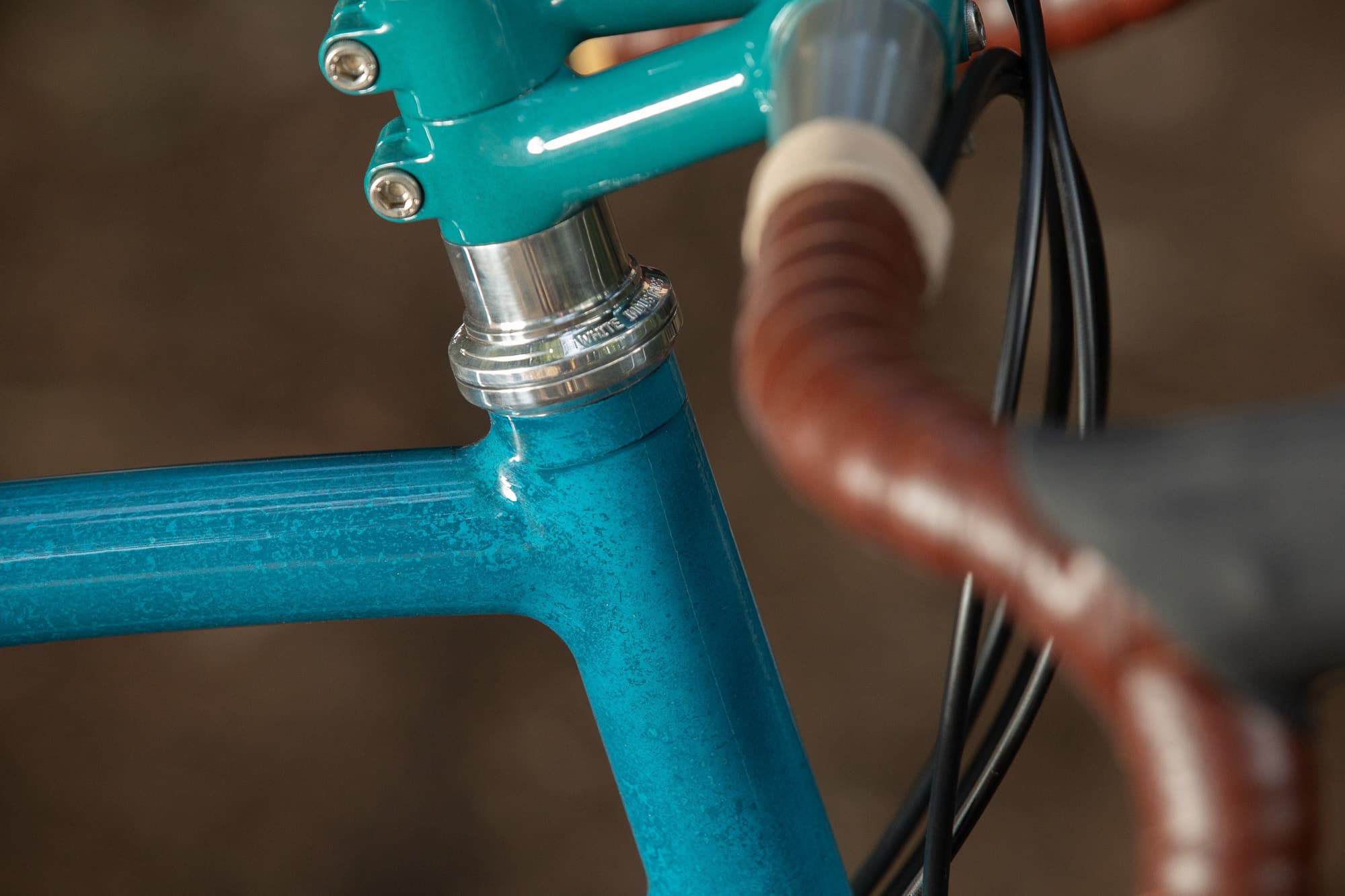 A closeup of the headtube.