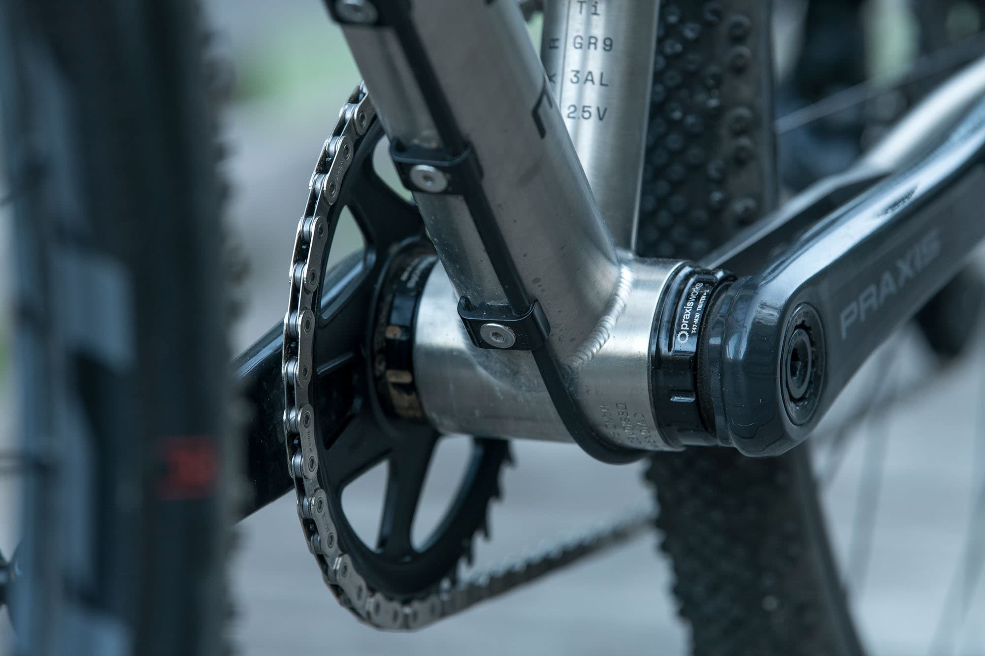 Clean cable attachment.