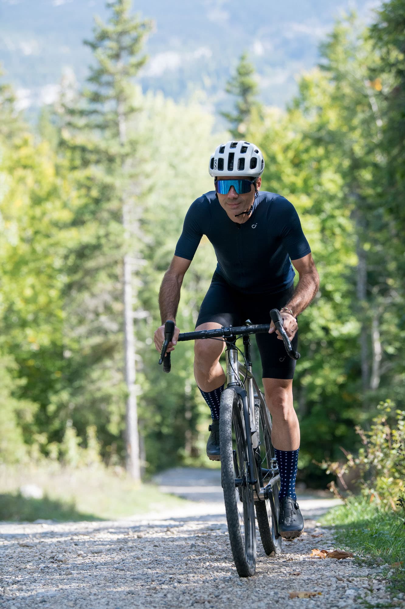 Nicolas rides the gravel.