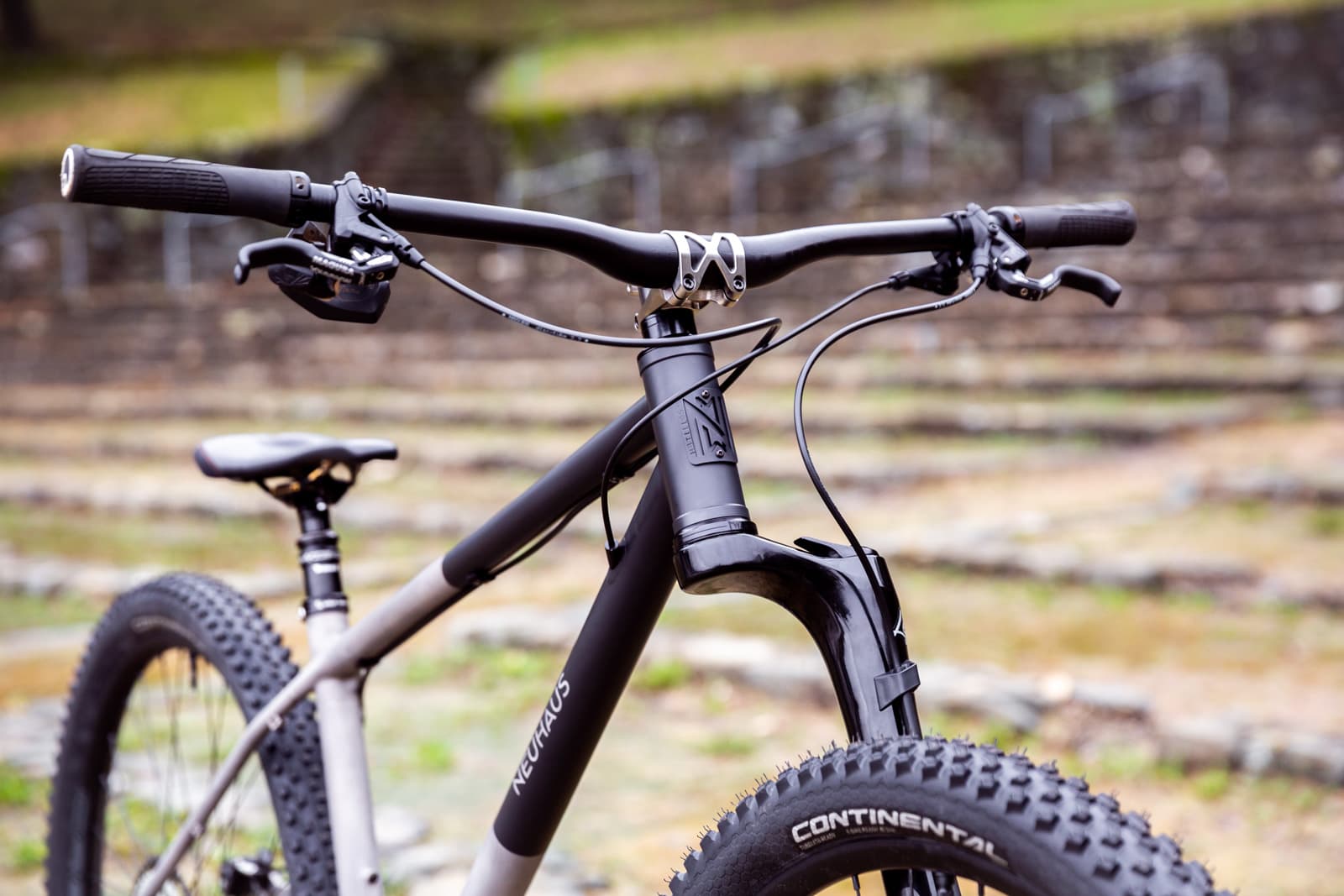 Neuhaus Metalworks Ti Hummingbird