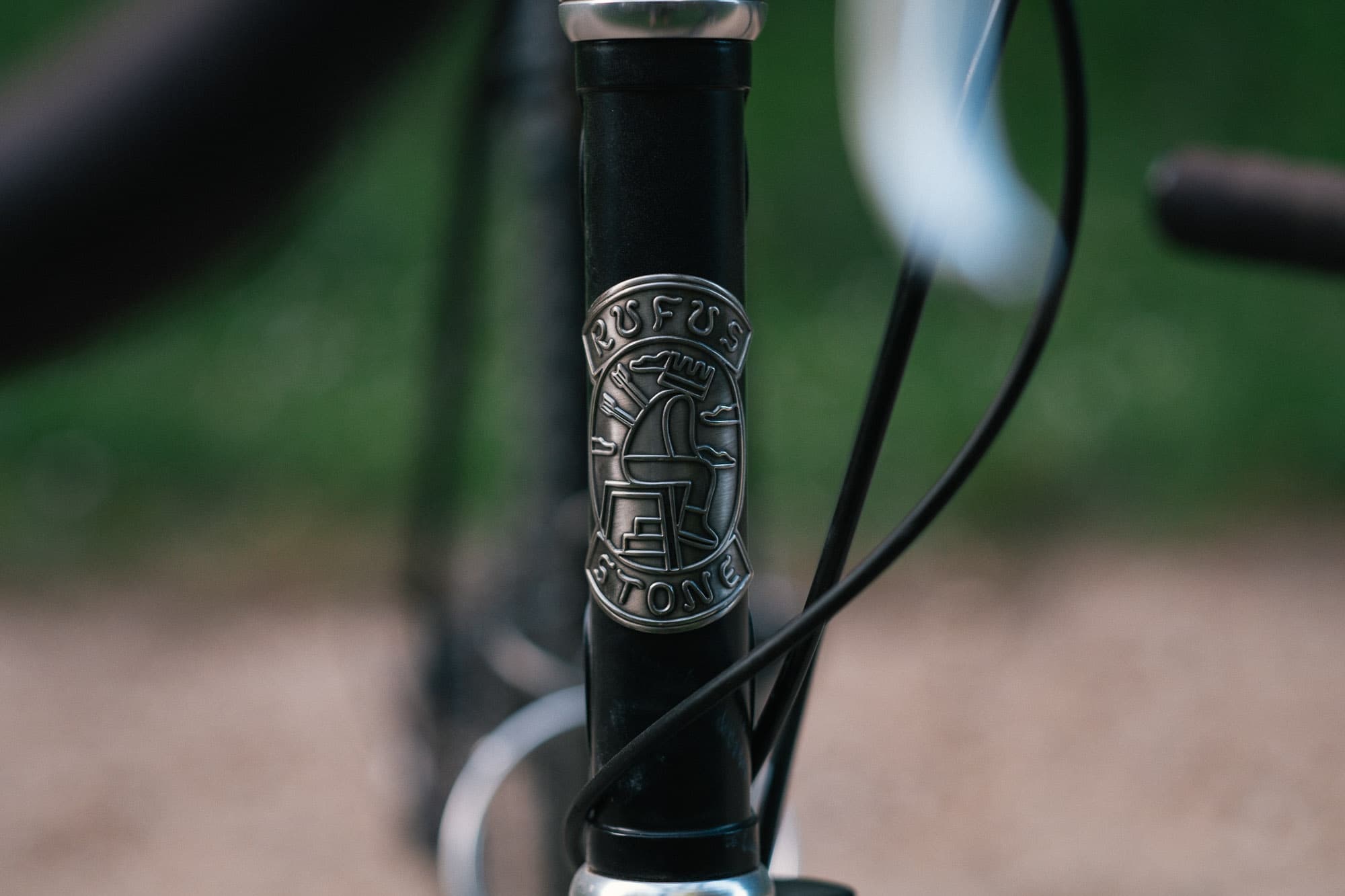 headtube badge