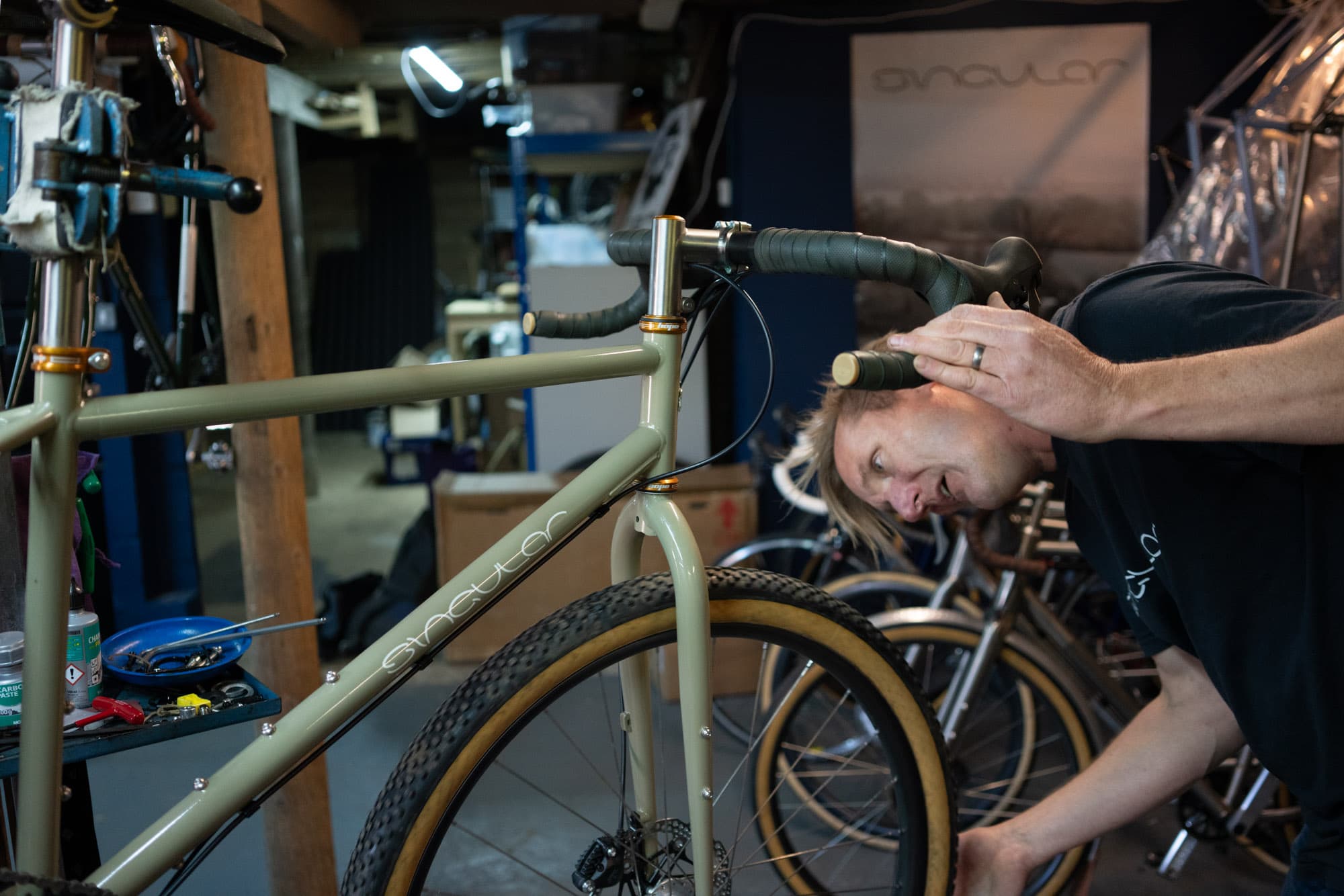 Sam changes the wheels.