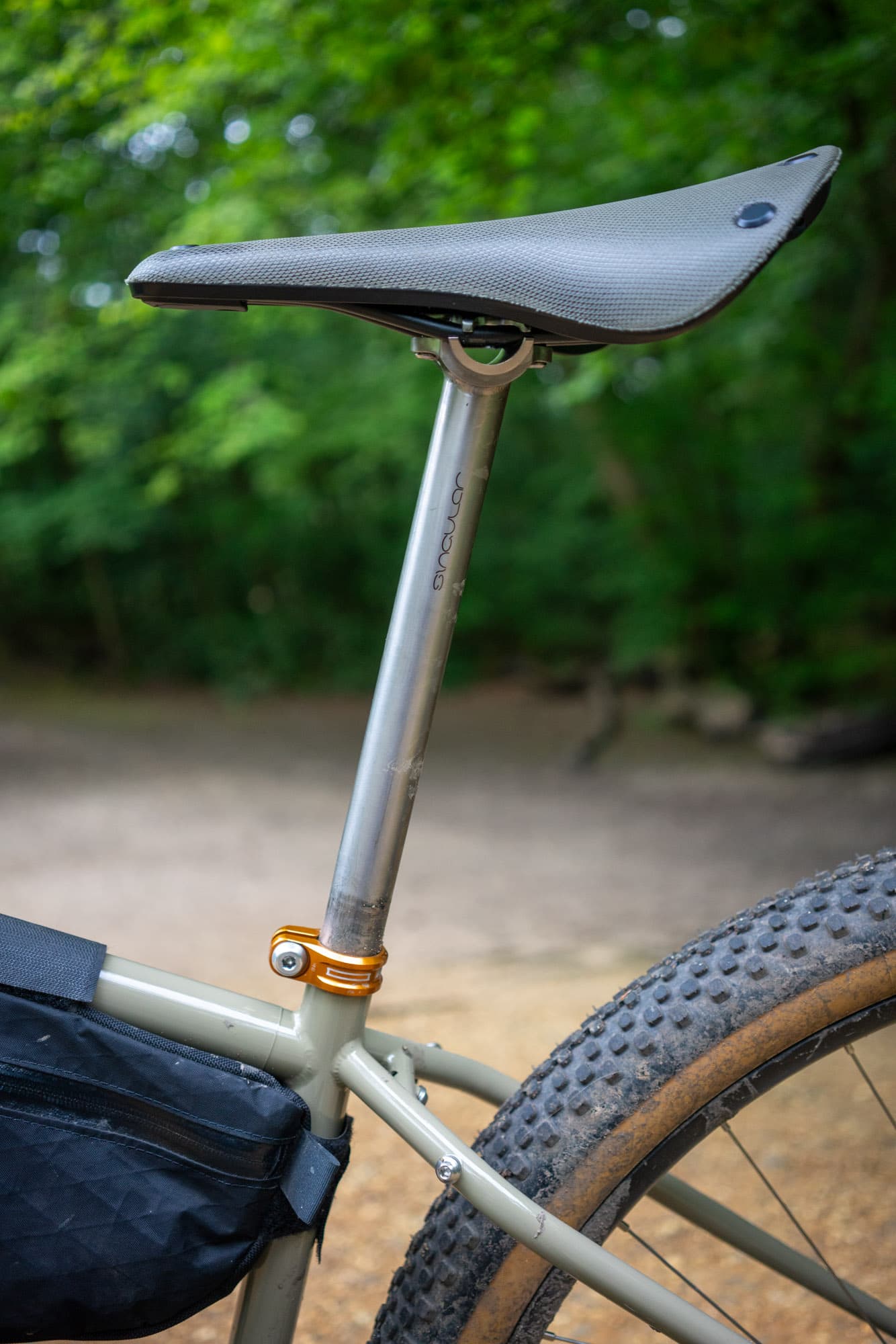 The ti Singular seat post.