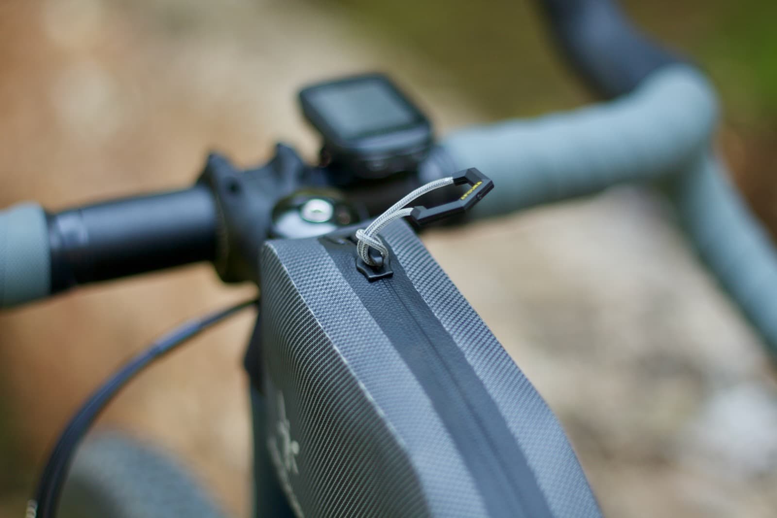 apidura expedition zipper