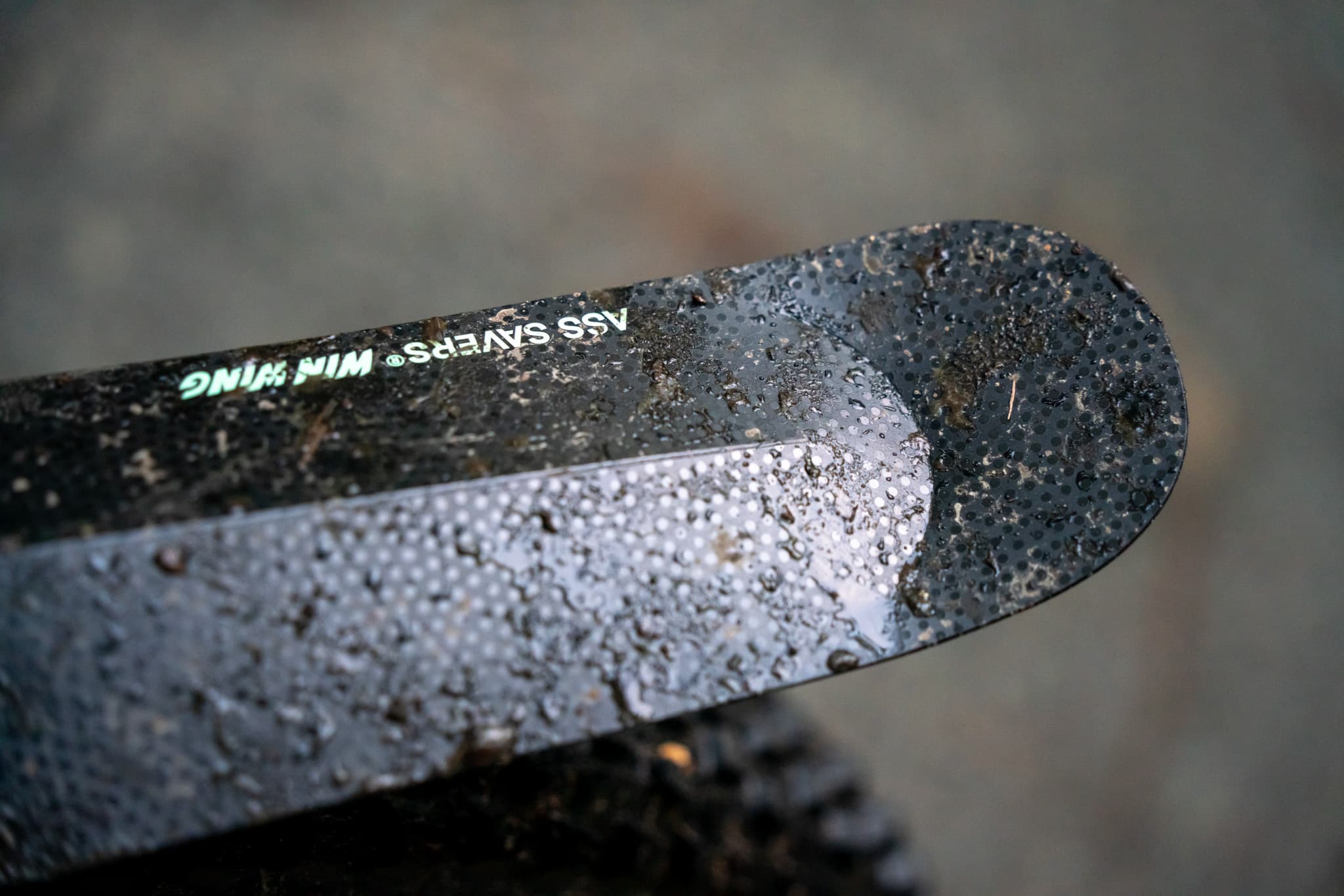 A close up on the black gravel dots model.