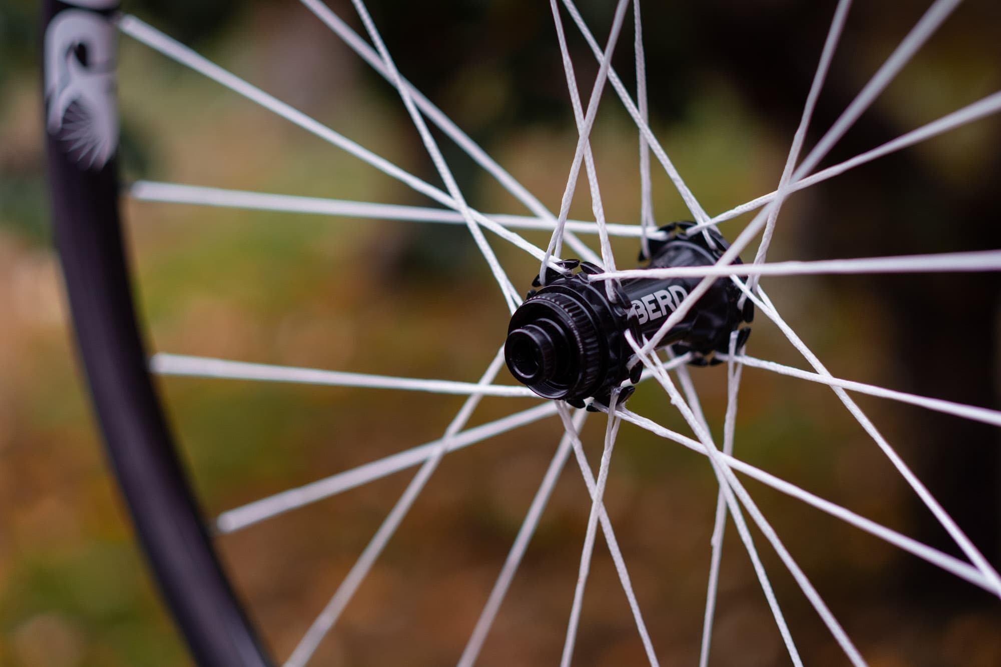 'Berd Sparrow hub close up.