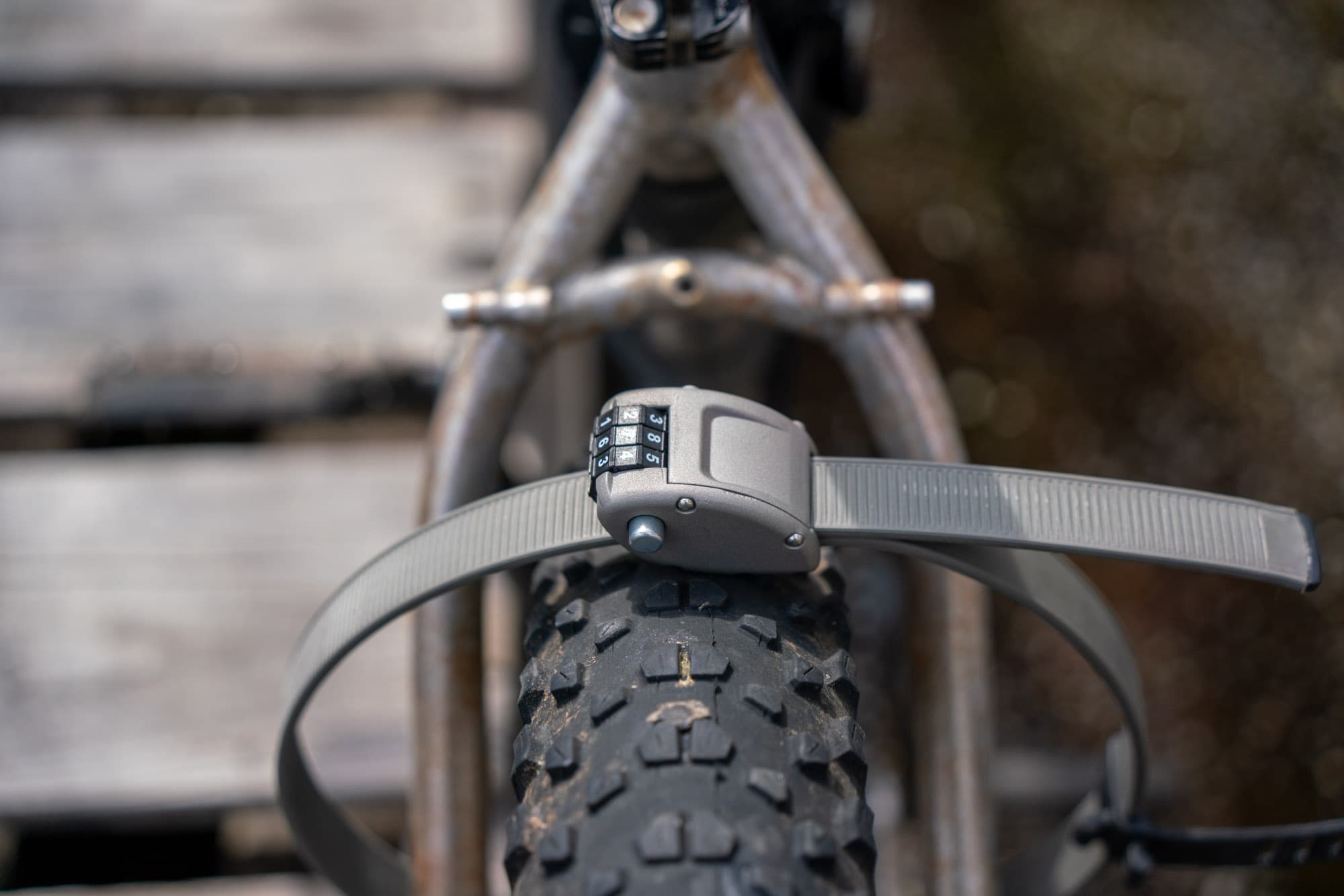 ottolock hexband on a rear wheel