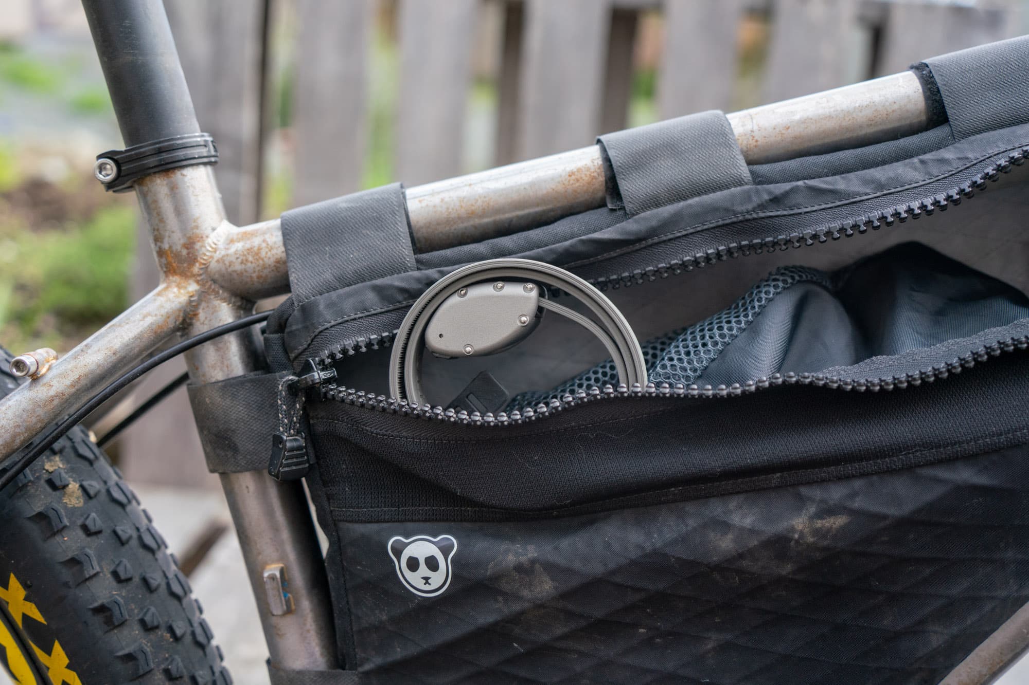 ottolock hexband in a framebag
