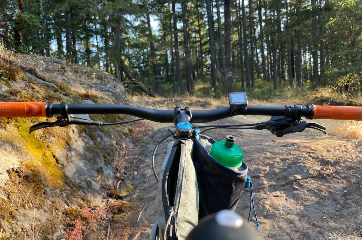 Garmin Edge 130 on handlebars