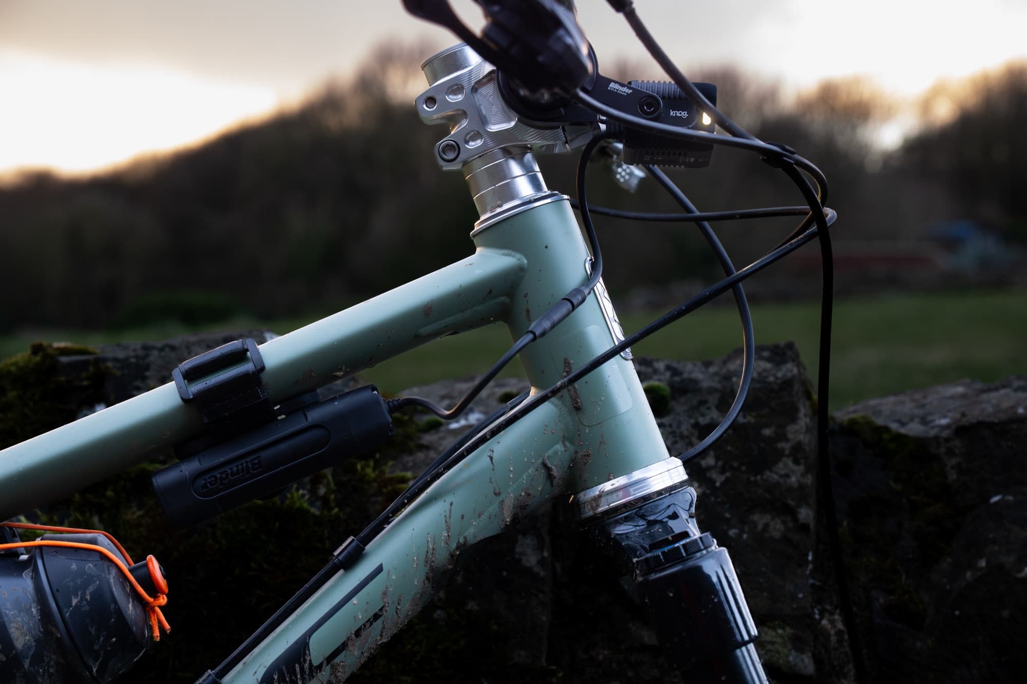 Battery pack from the side.