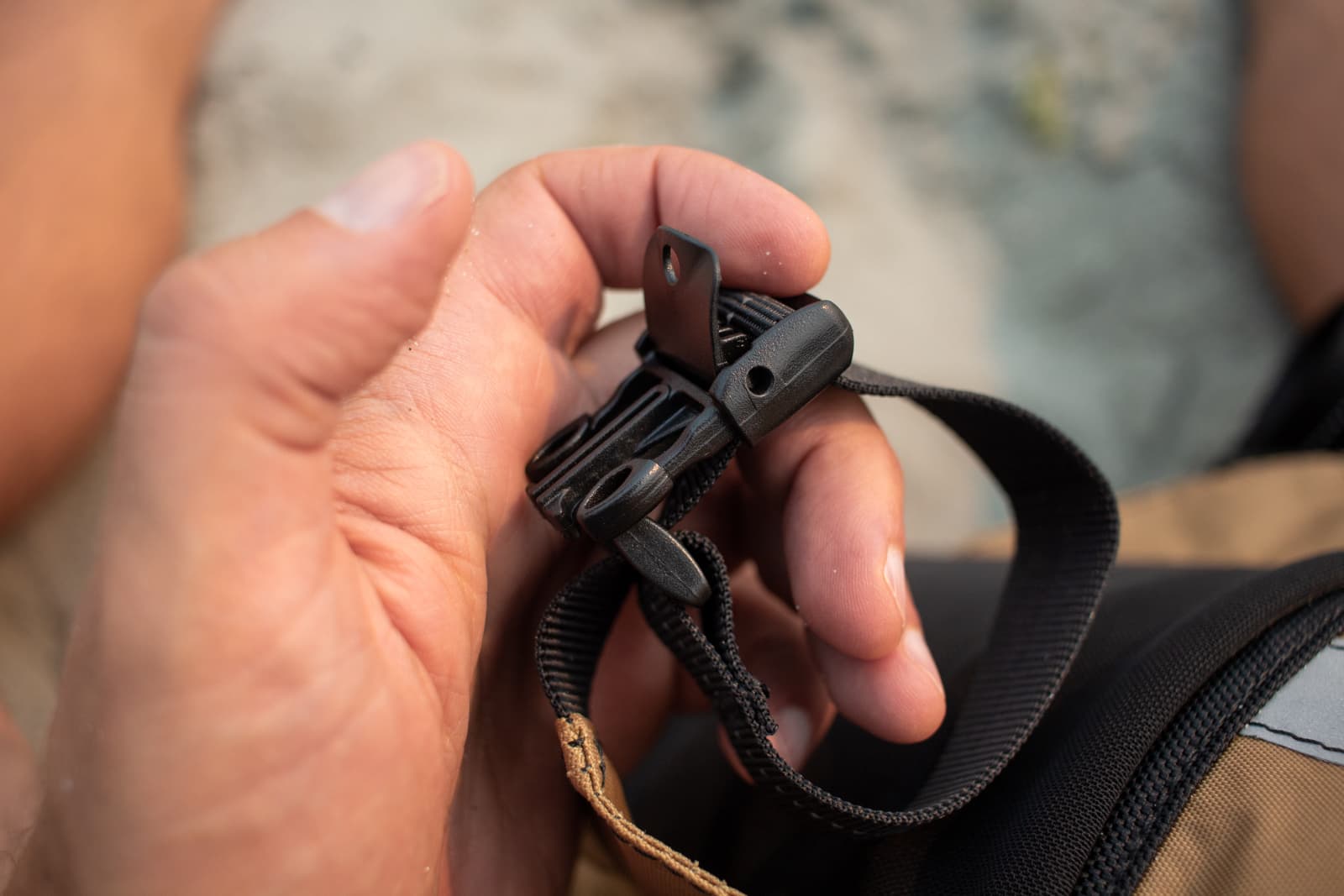 quick release buckle