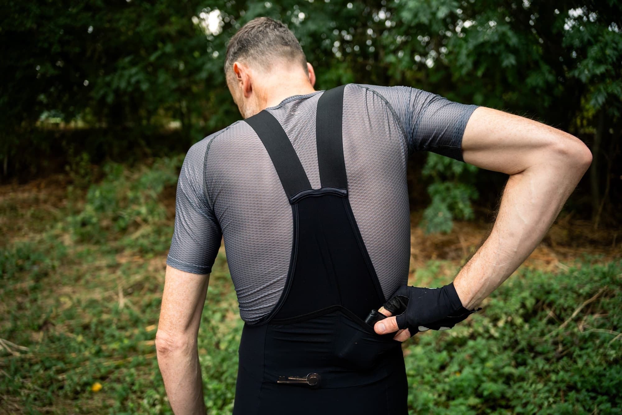Philip shows us the rear pockets of the Ornot Cargo Bib.