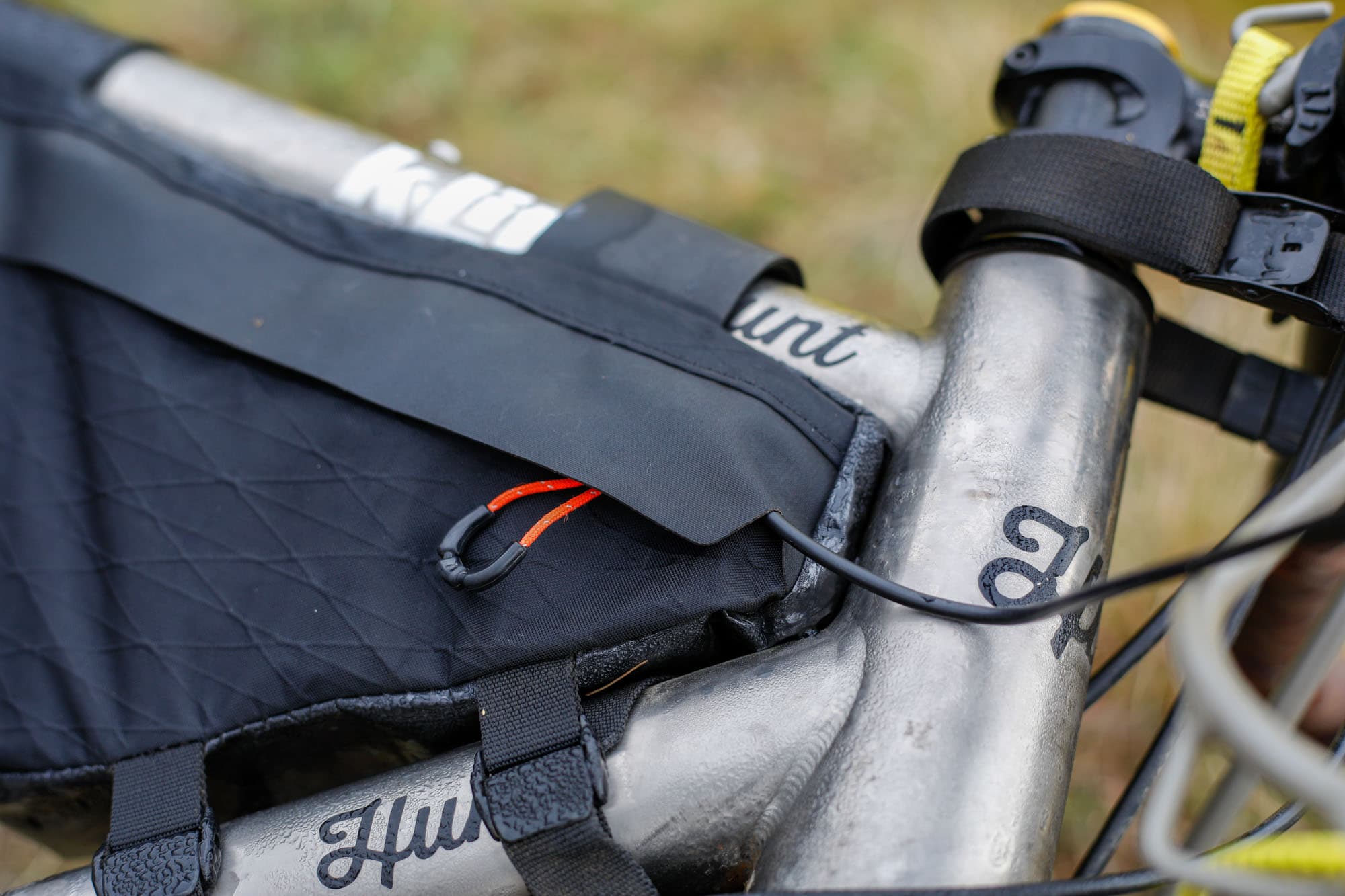 A close up on the Restrap Race framebag.