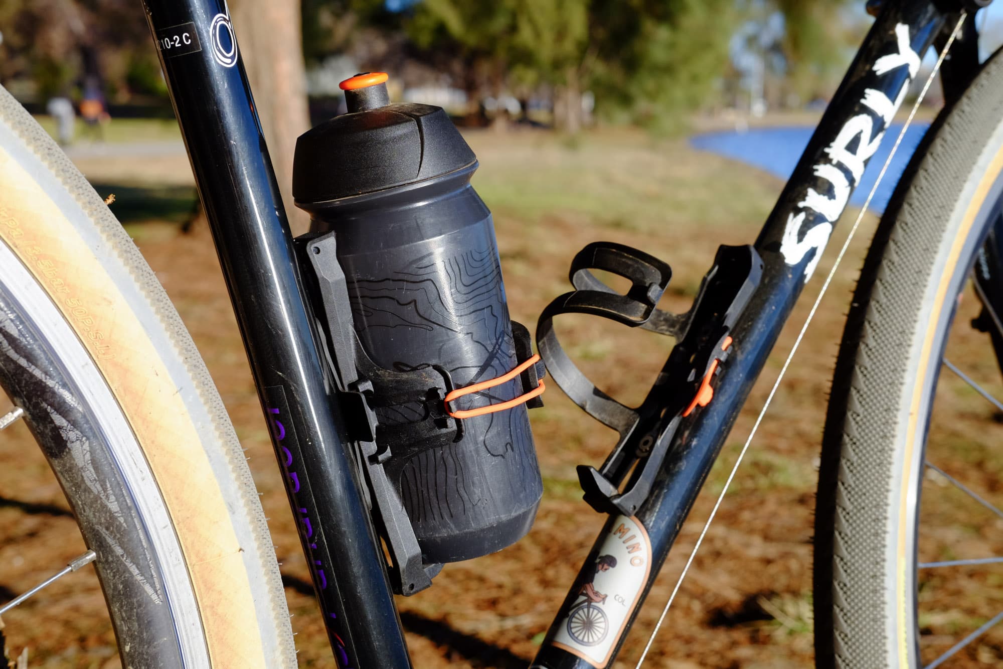 The cage without a bottle.