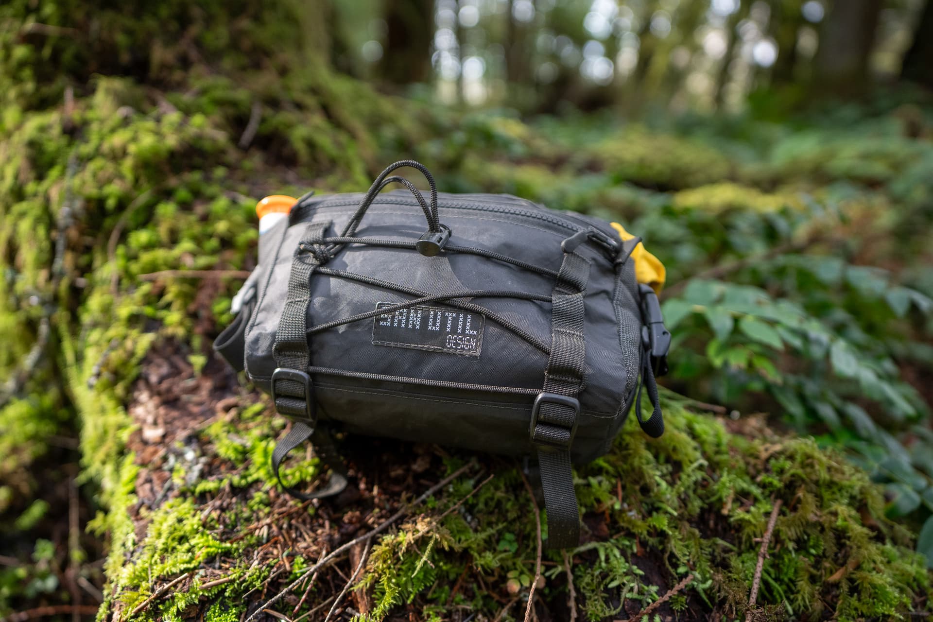 San Util Roly Poly Handlebar Bag: More Than Meets the Eye