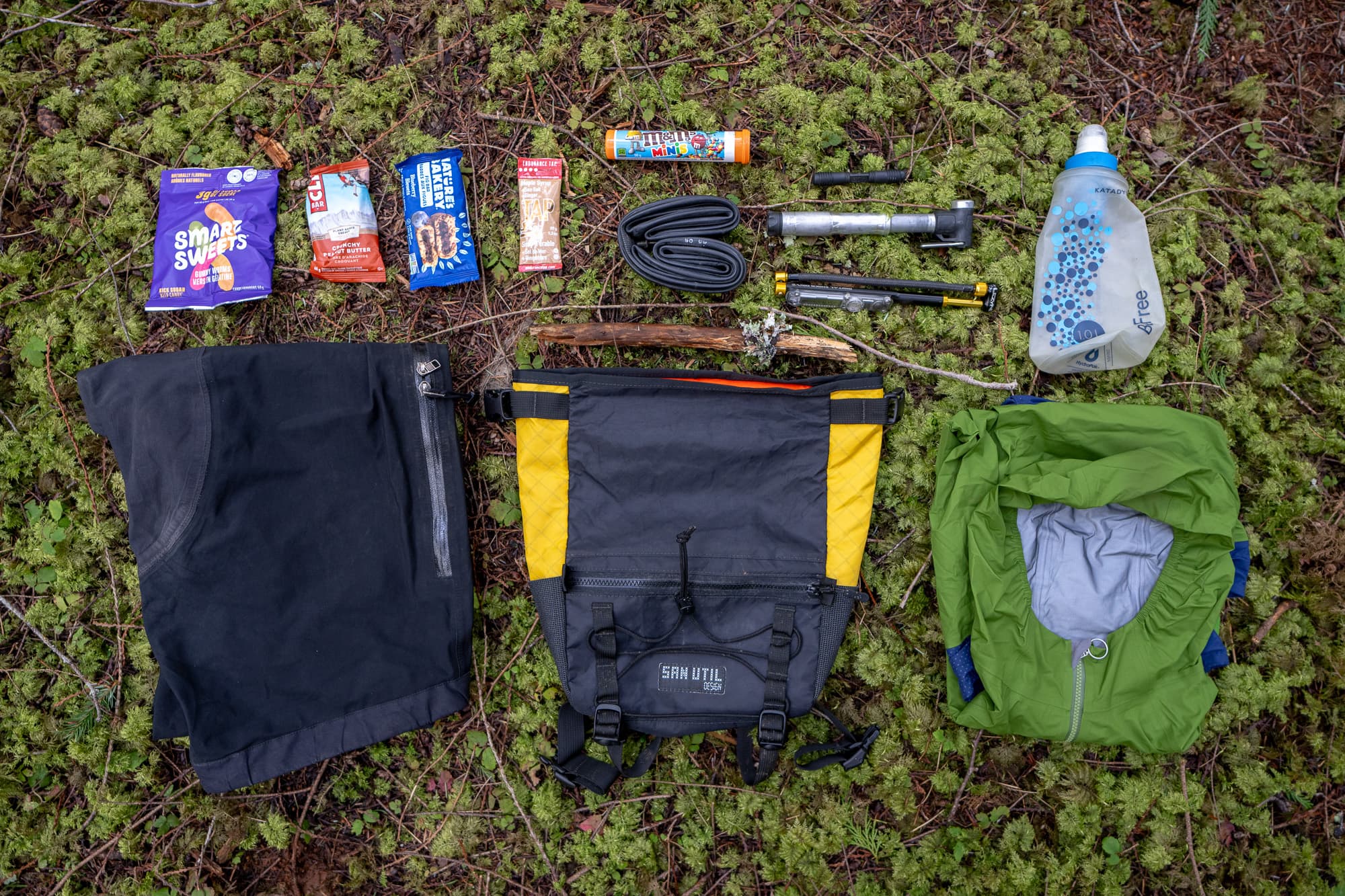 The contents of Jeffs San Util Roly Poly.