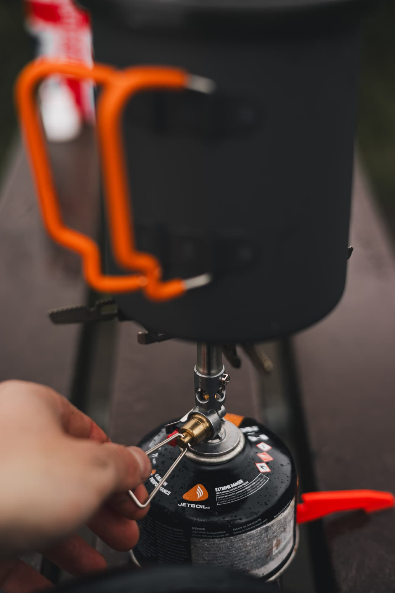 fuel handle
