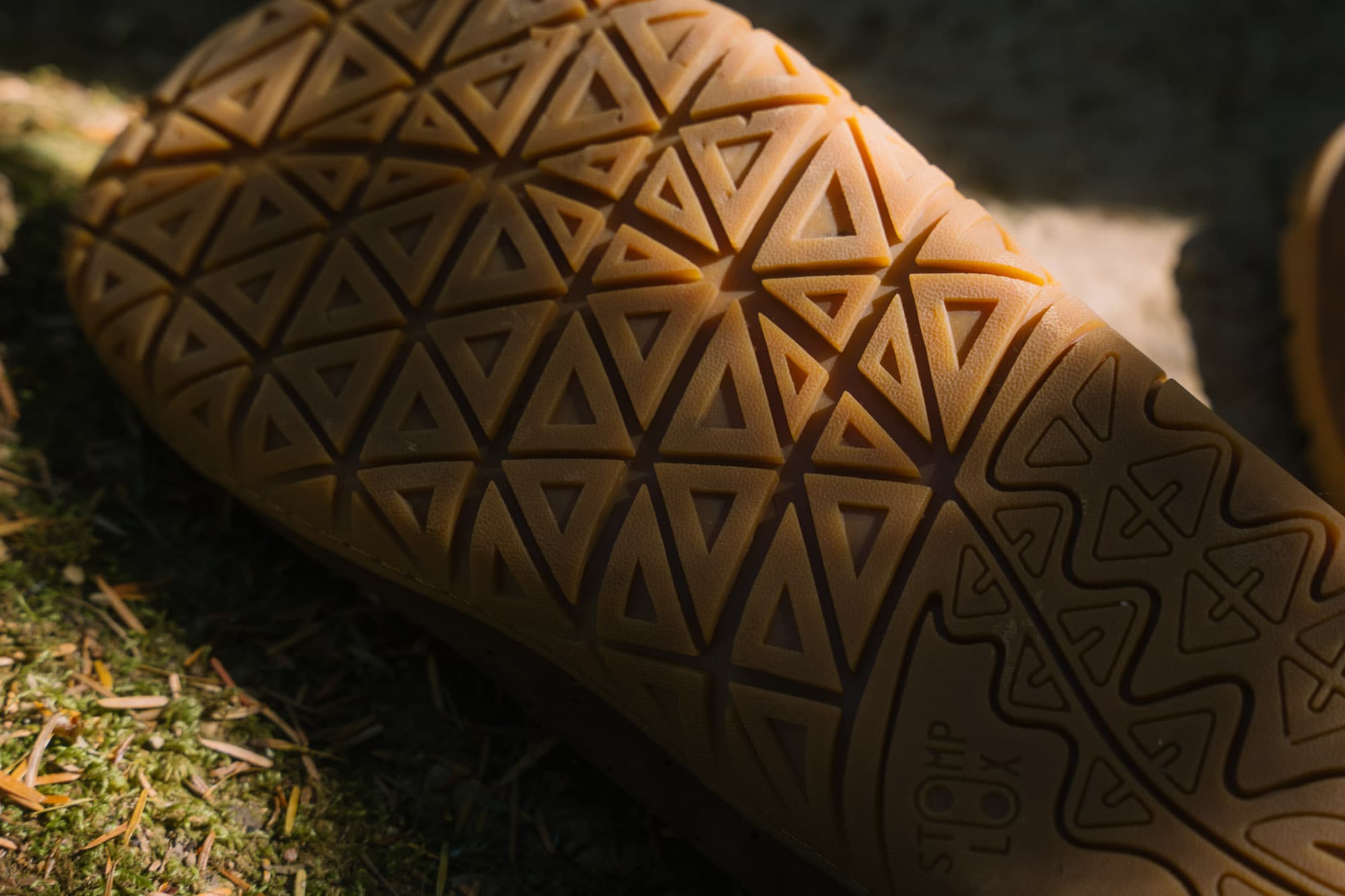 The Stomp Lox Trail Worm sole.