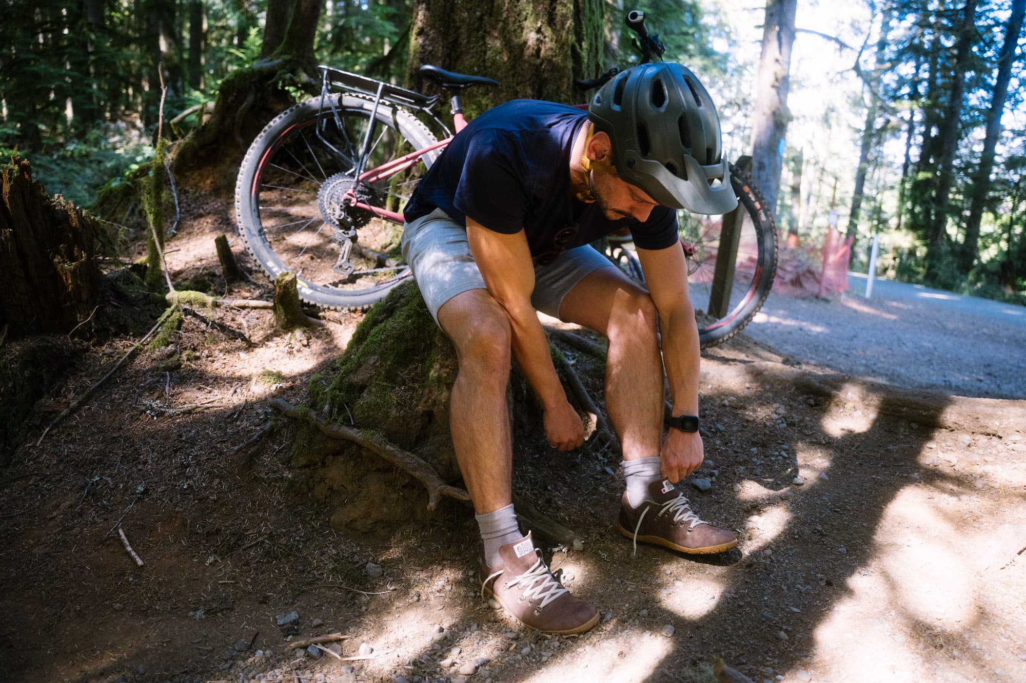 Duncan laces up his Stomp Lox Trail Worms.