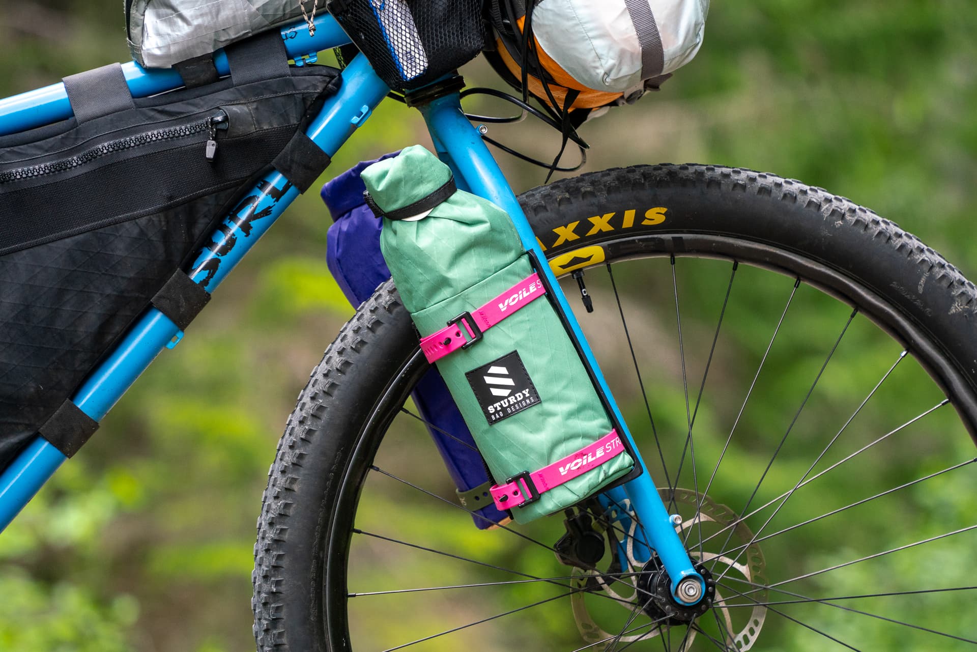 Sturdy Bag Designs: Cargo Cage Bags Review