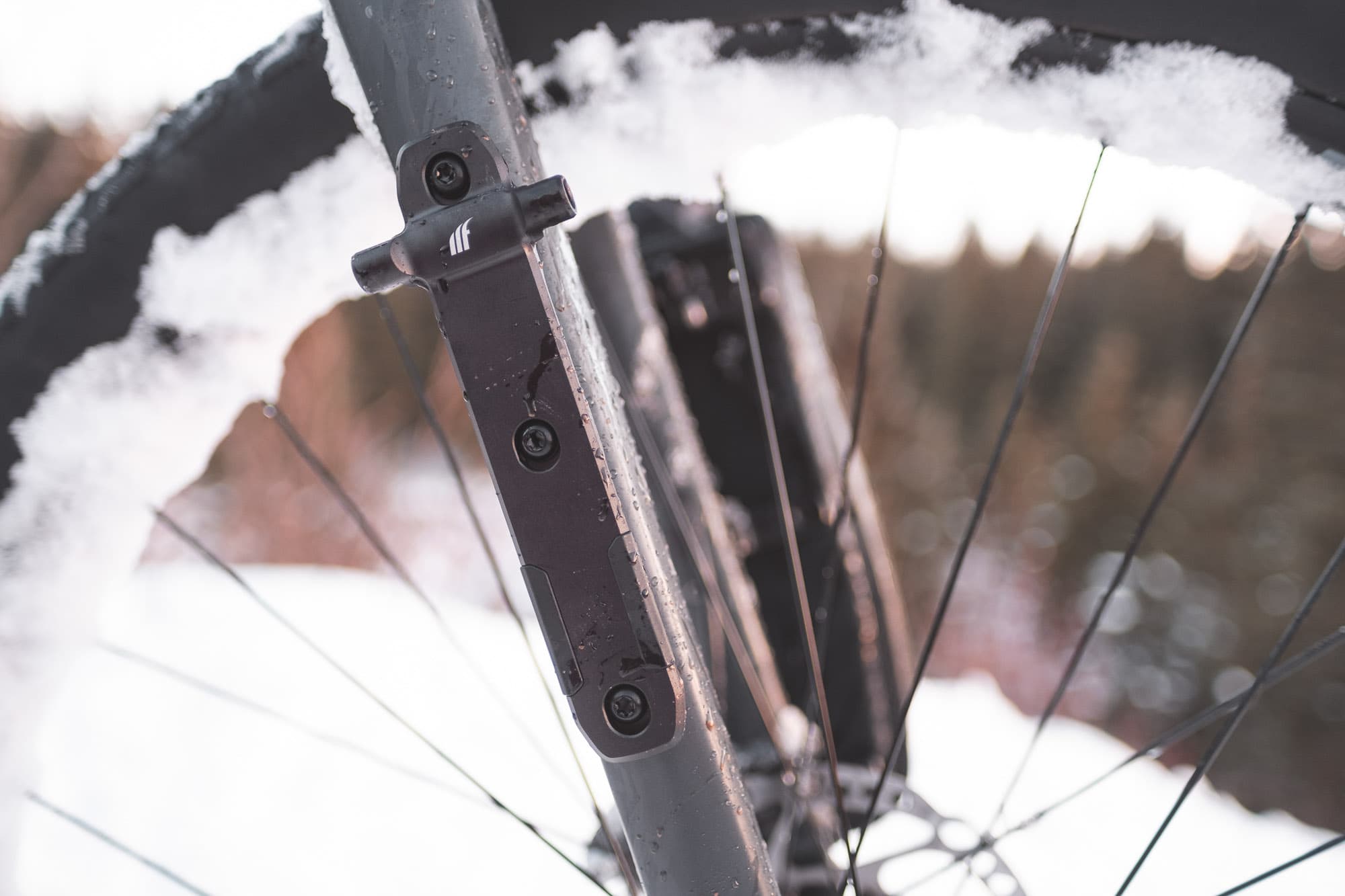 The Tailfin X-mount cage.