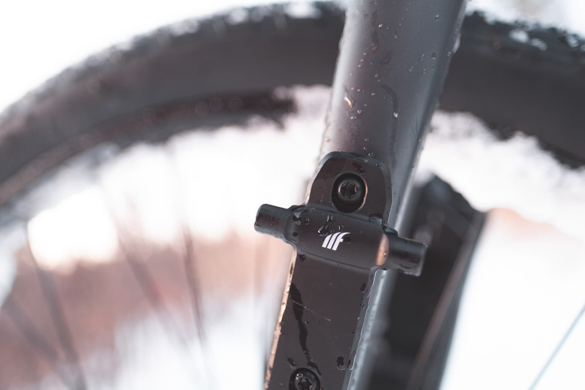 A close up of the Tailfin X-mount.