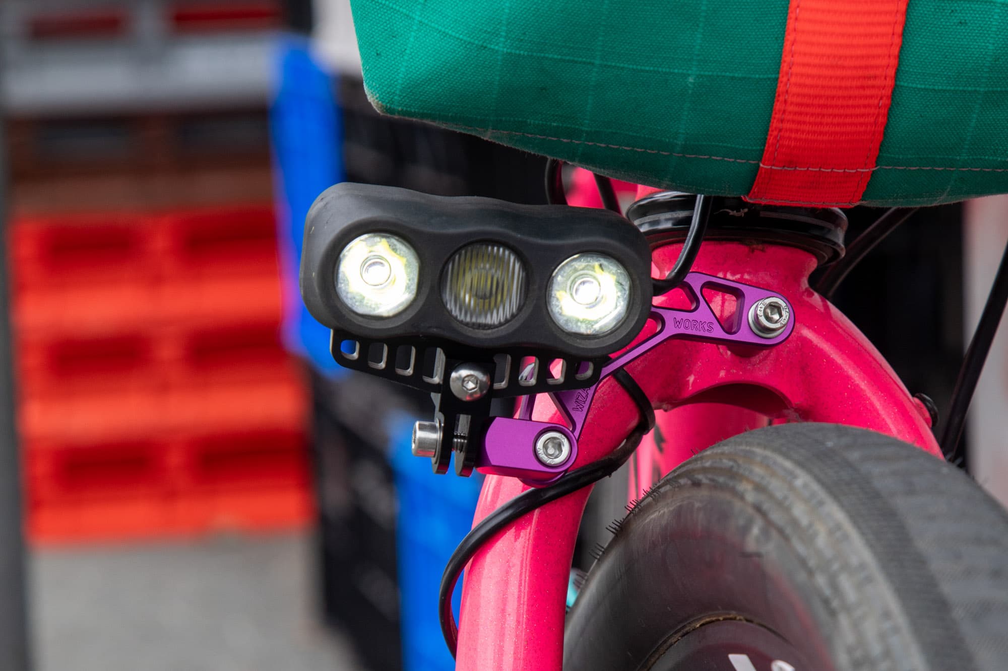 A dynamo light and Wizard Works Umbra Light Mount.