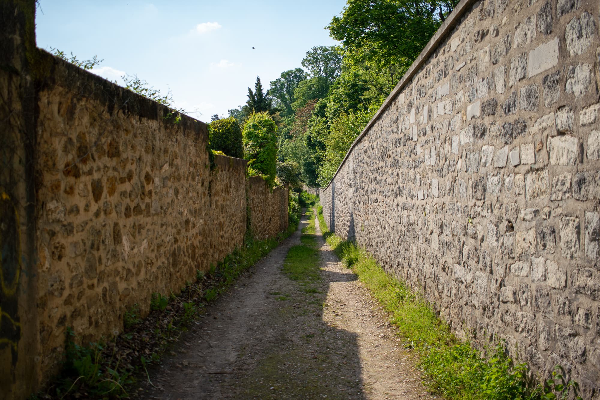 alley gravel