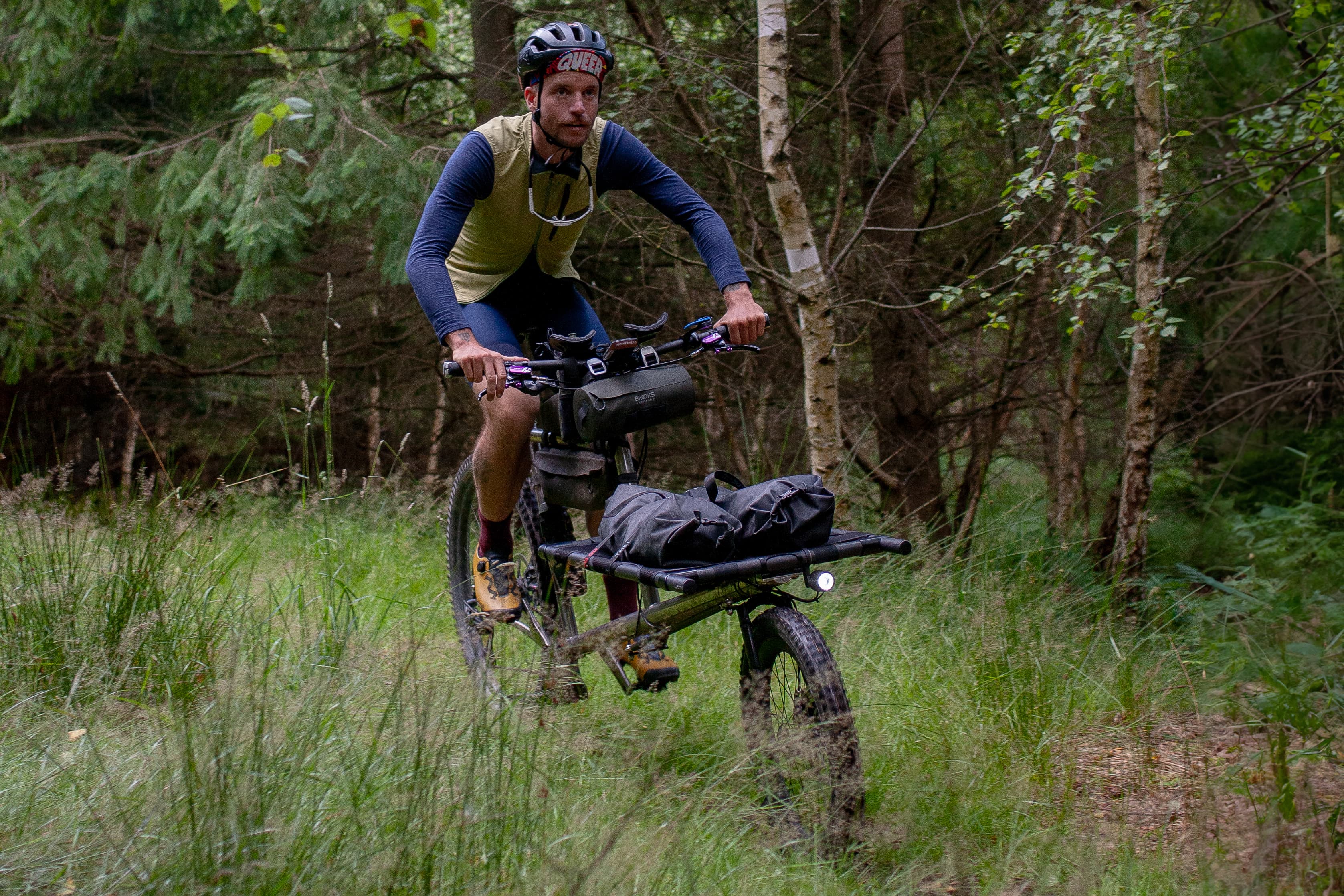 Allan shreds on his Omnium.
