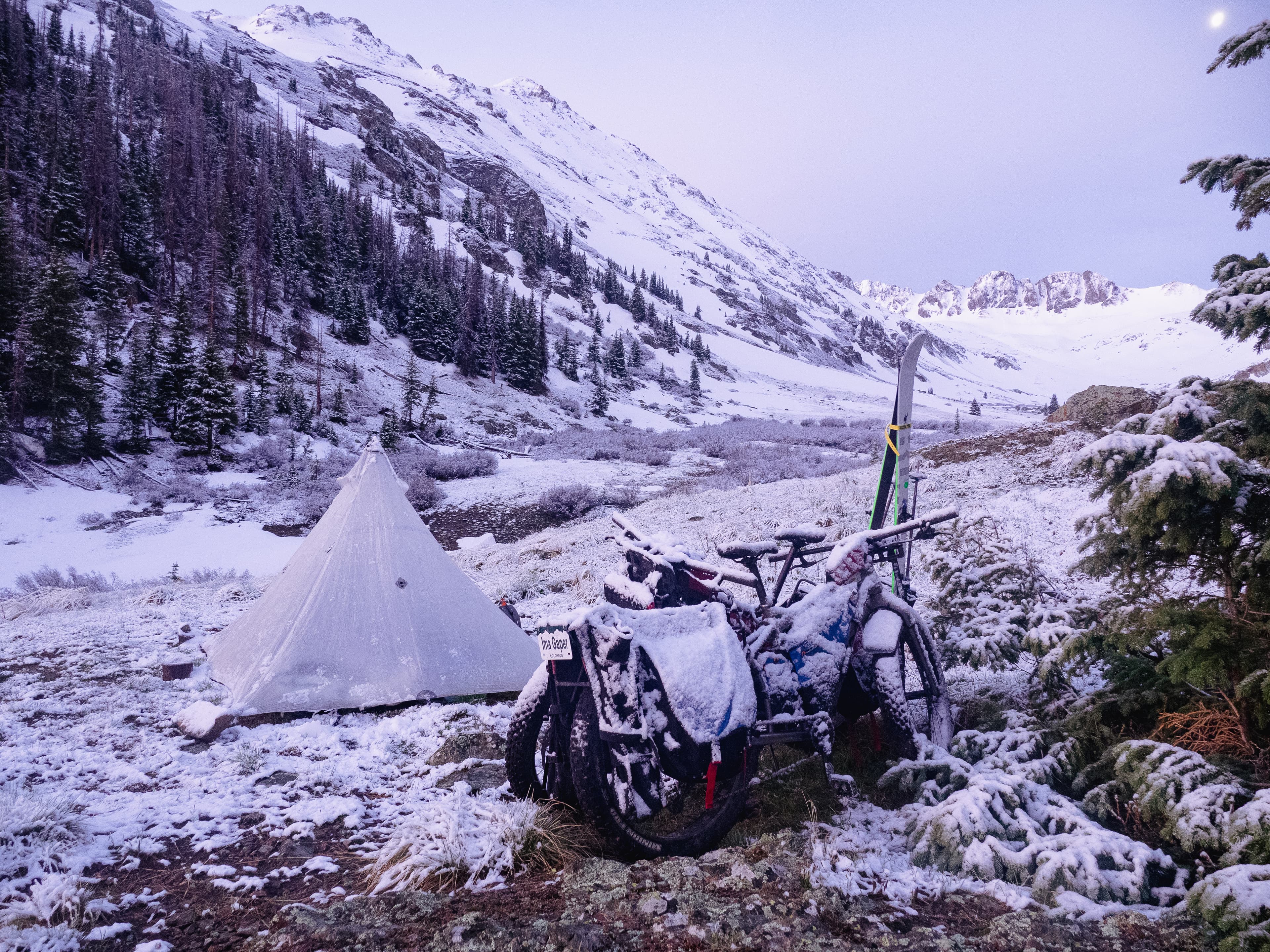 Winter cargo camping.