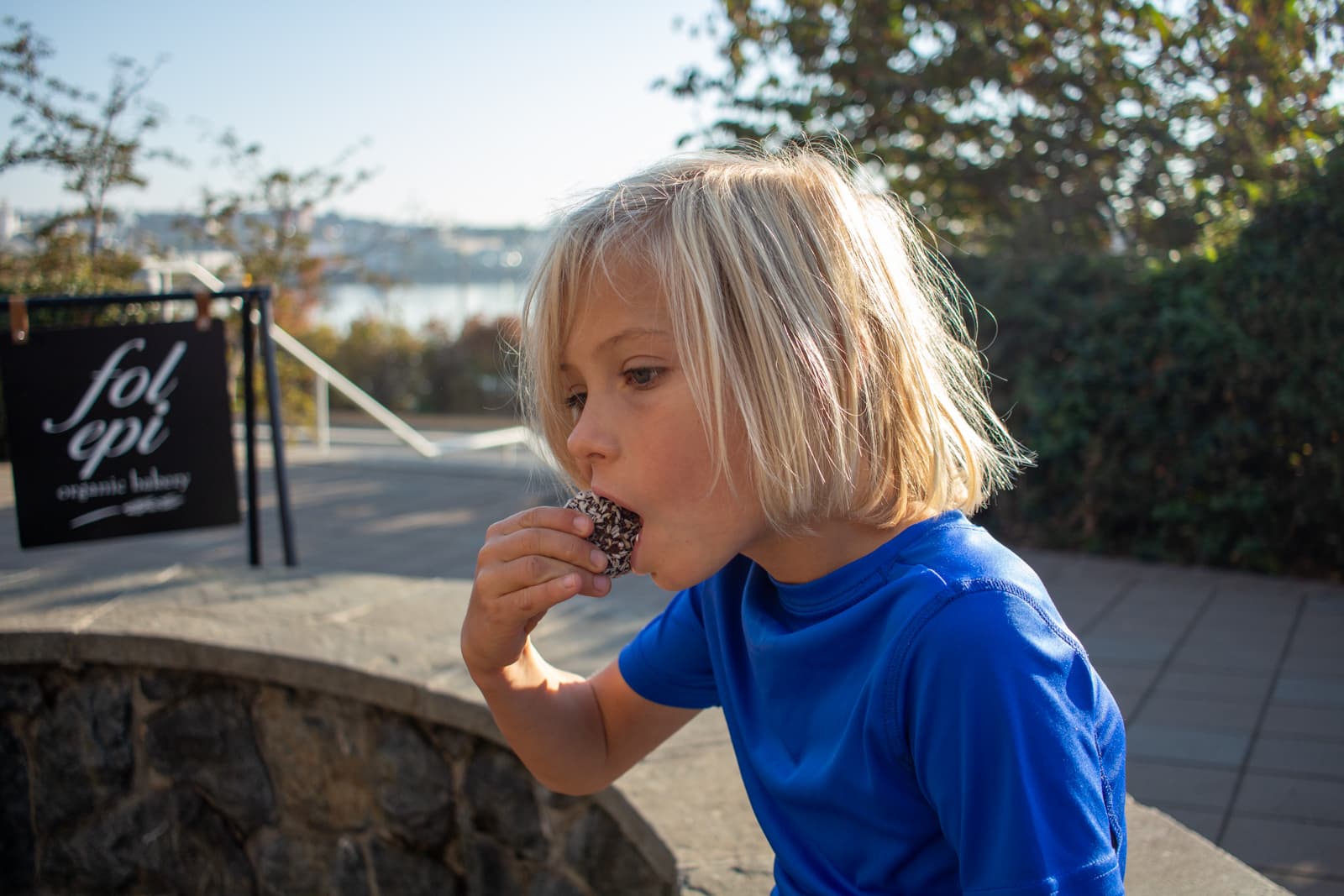 hux eats a powerball