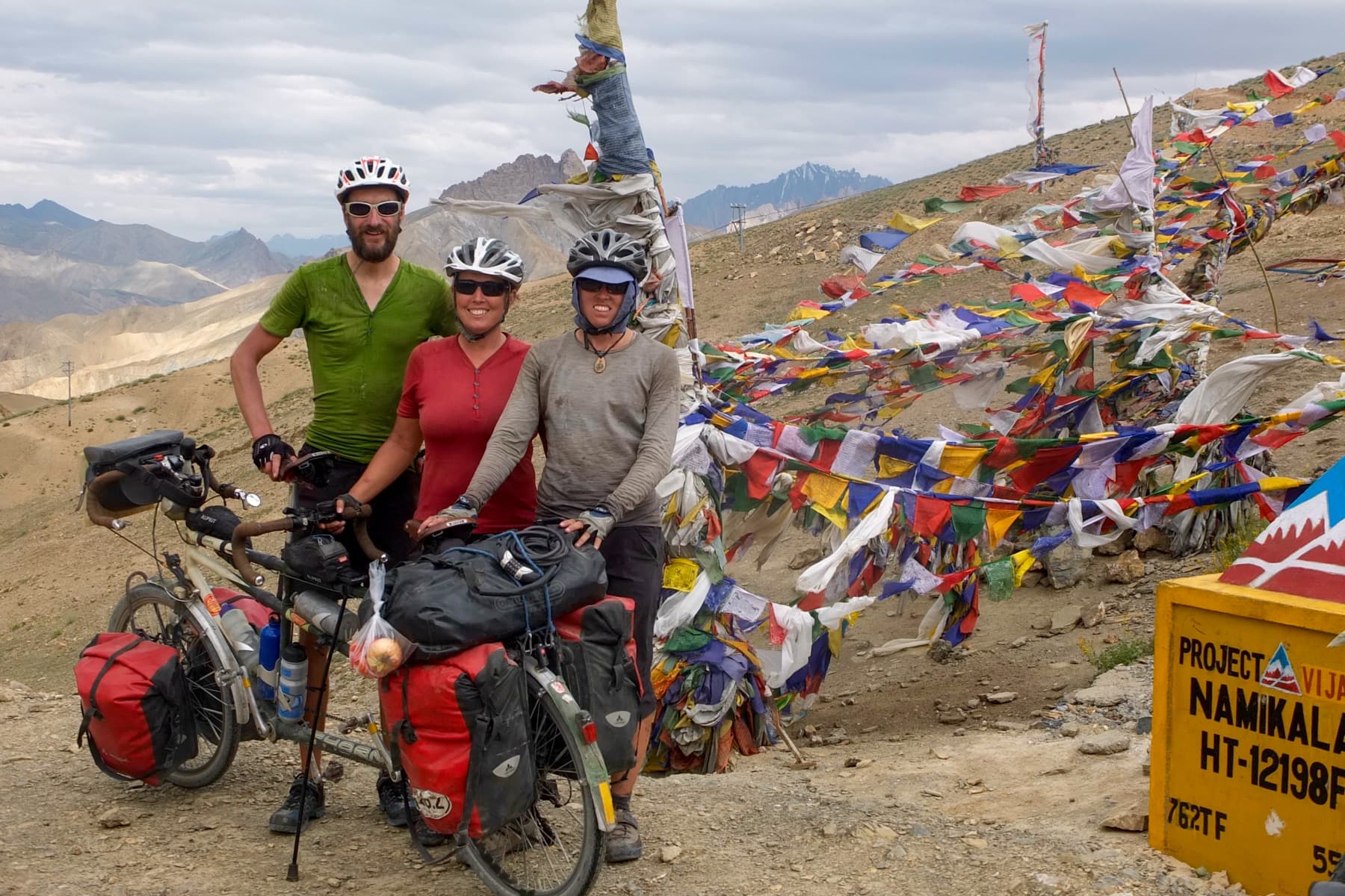 bikepacking team
