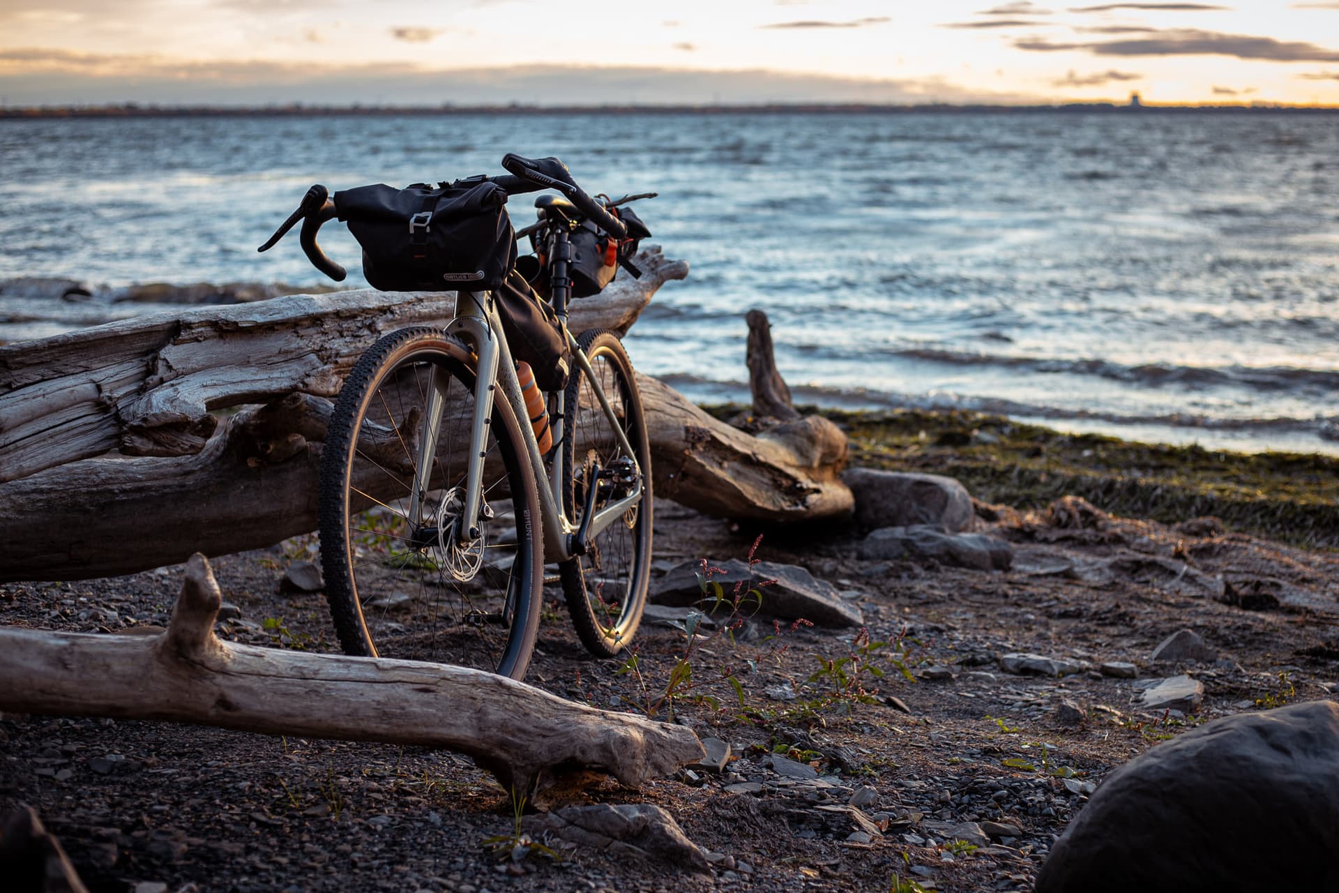Gravel Guide Montreal: City Streets to Scenic Peaks