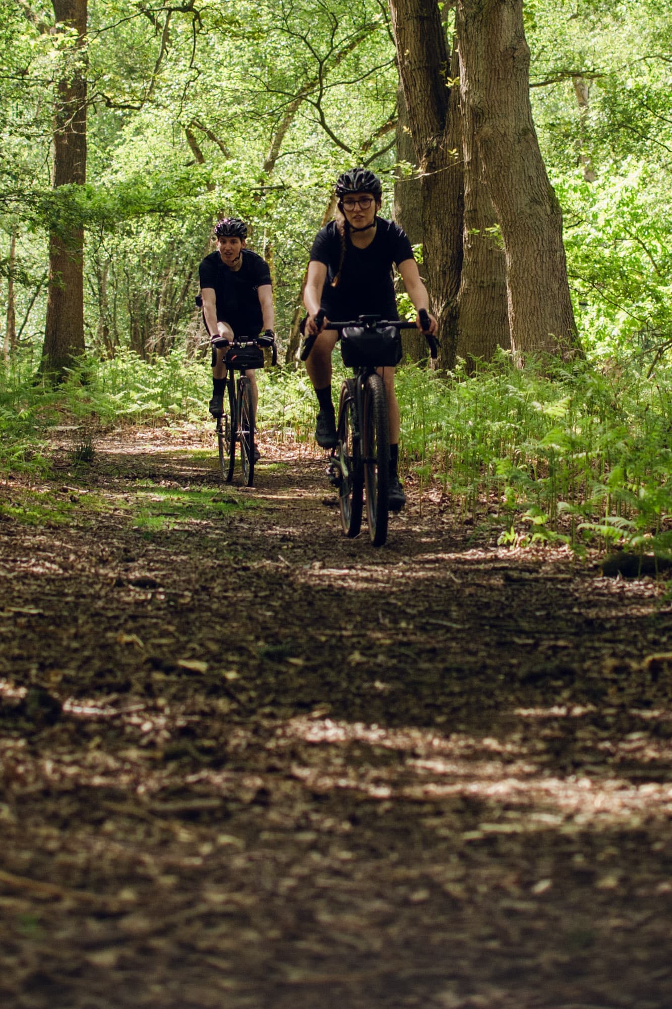 Two gravel riders on NLD 7.