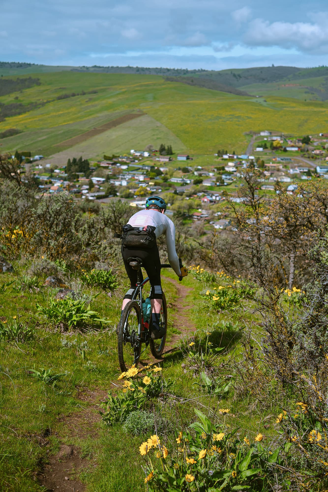 Ron getting ready to bomb track.