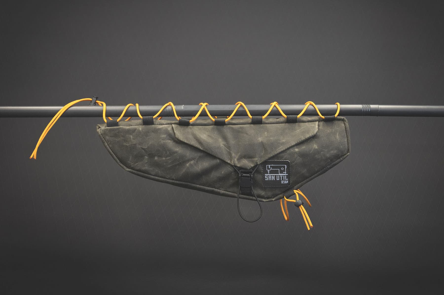 san util half frame bag