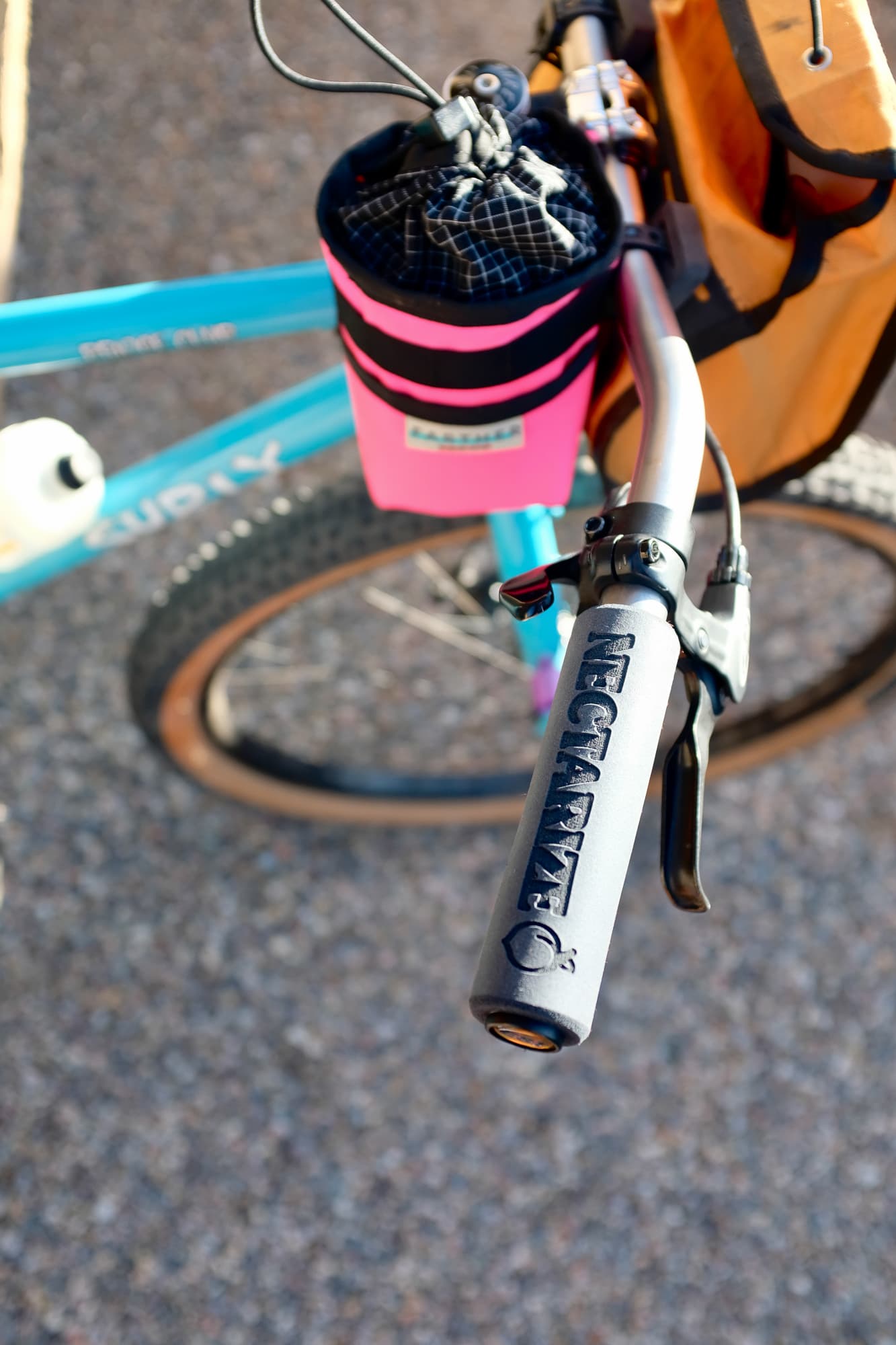 gray grips