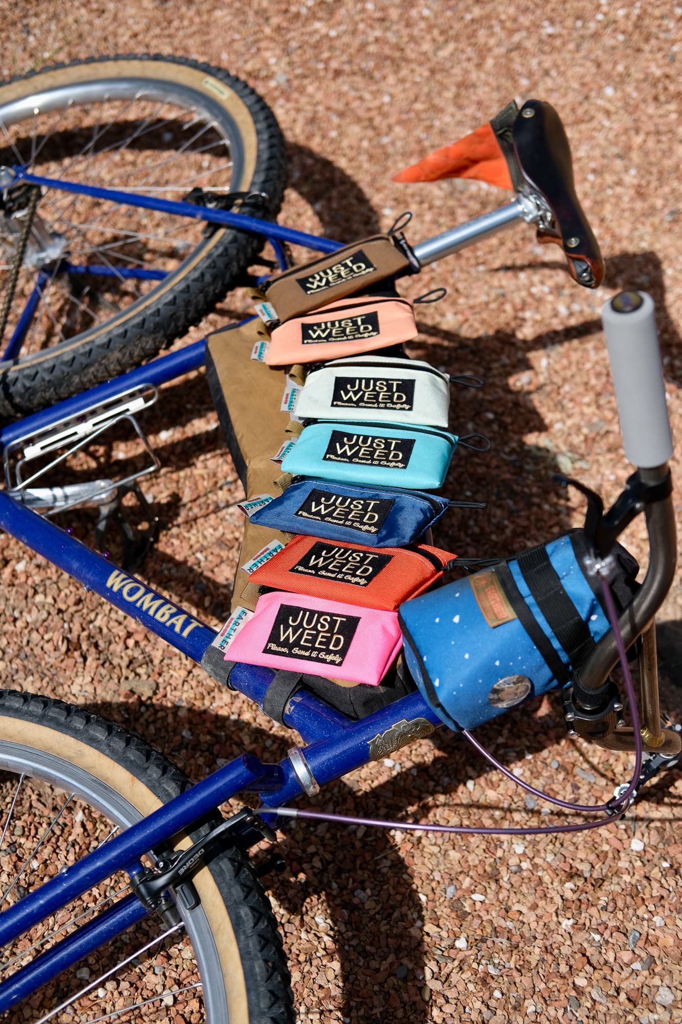 trail purse colors