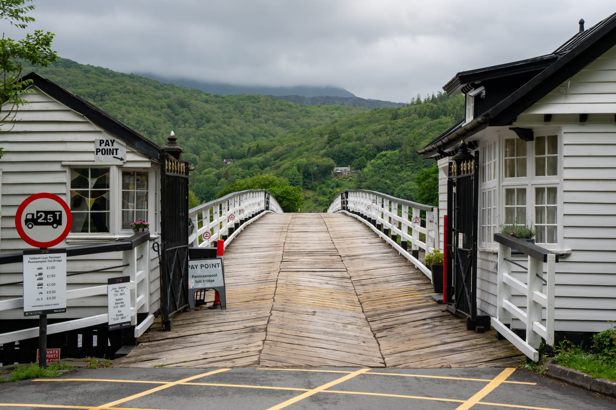 The quanit bridge leading to the north side of the valley.