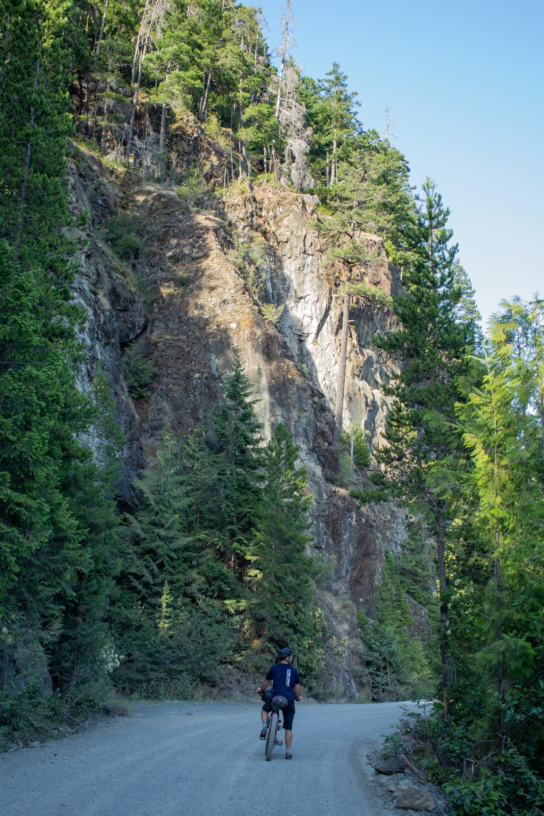 atluck lake cliffs