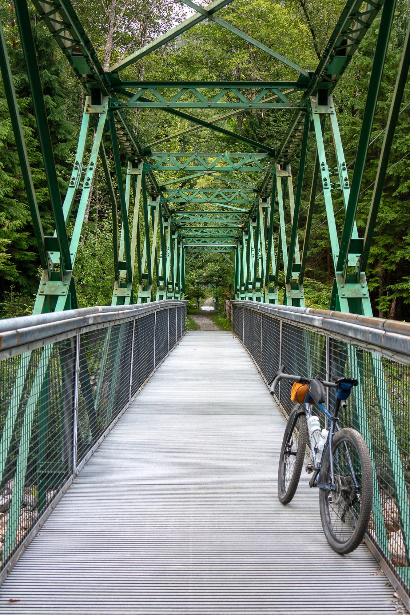 dam bridge