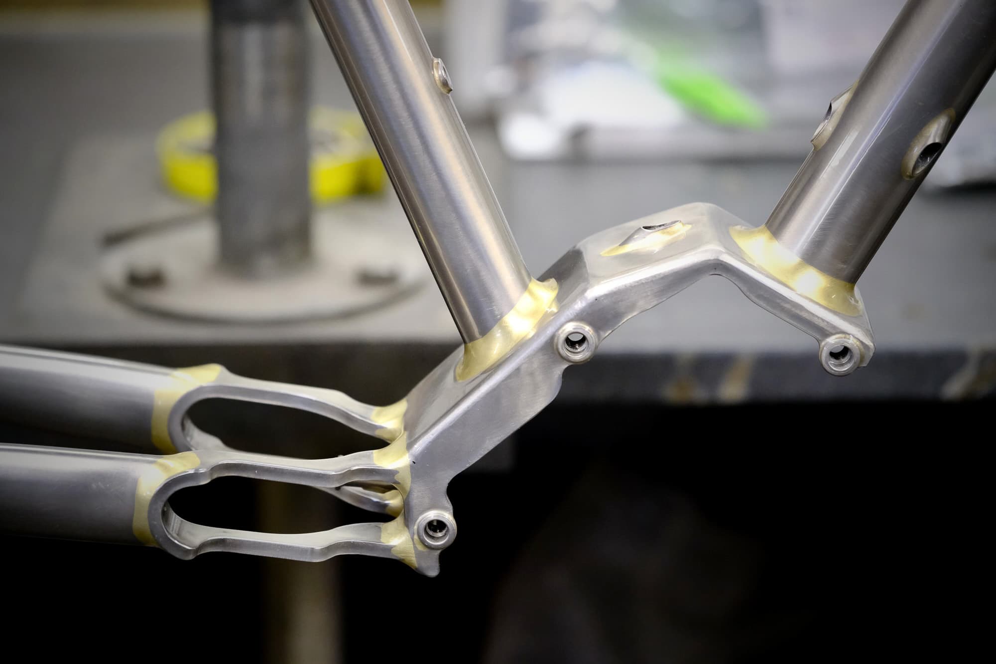 A spot for a pinion gearbox.