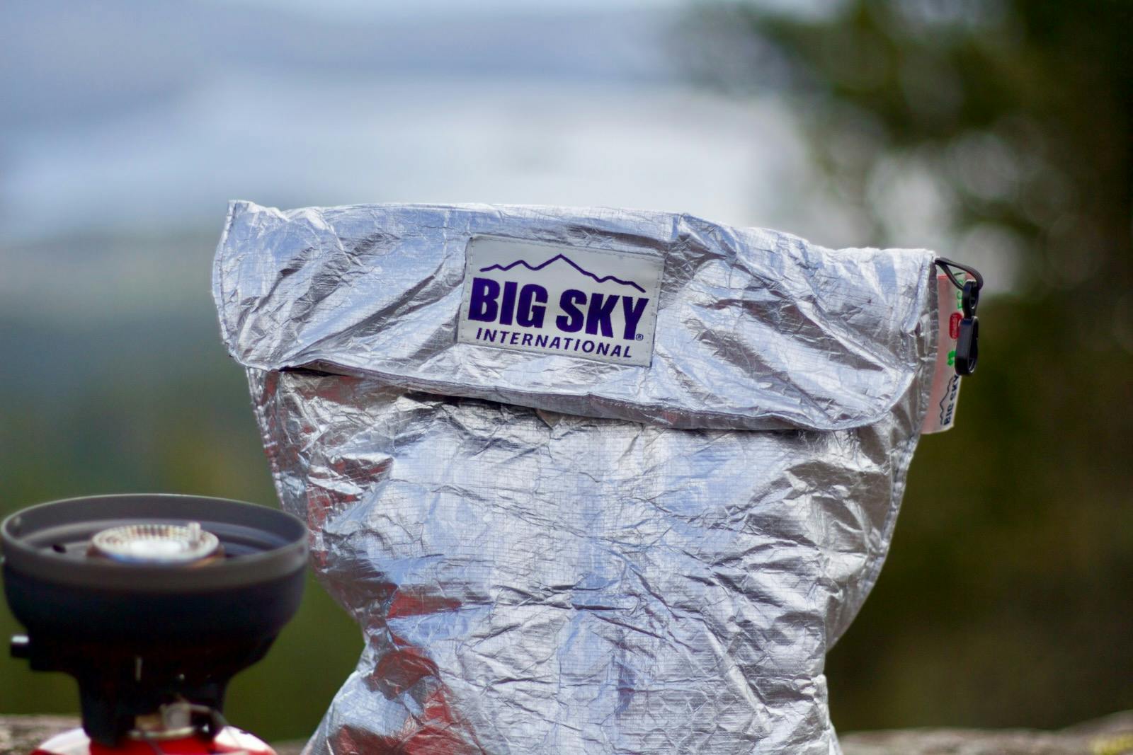 Big Sky Insulite Food Pouch Review: Eat Fresh While Bikepacking
