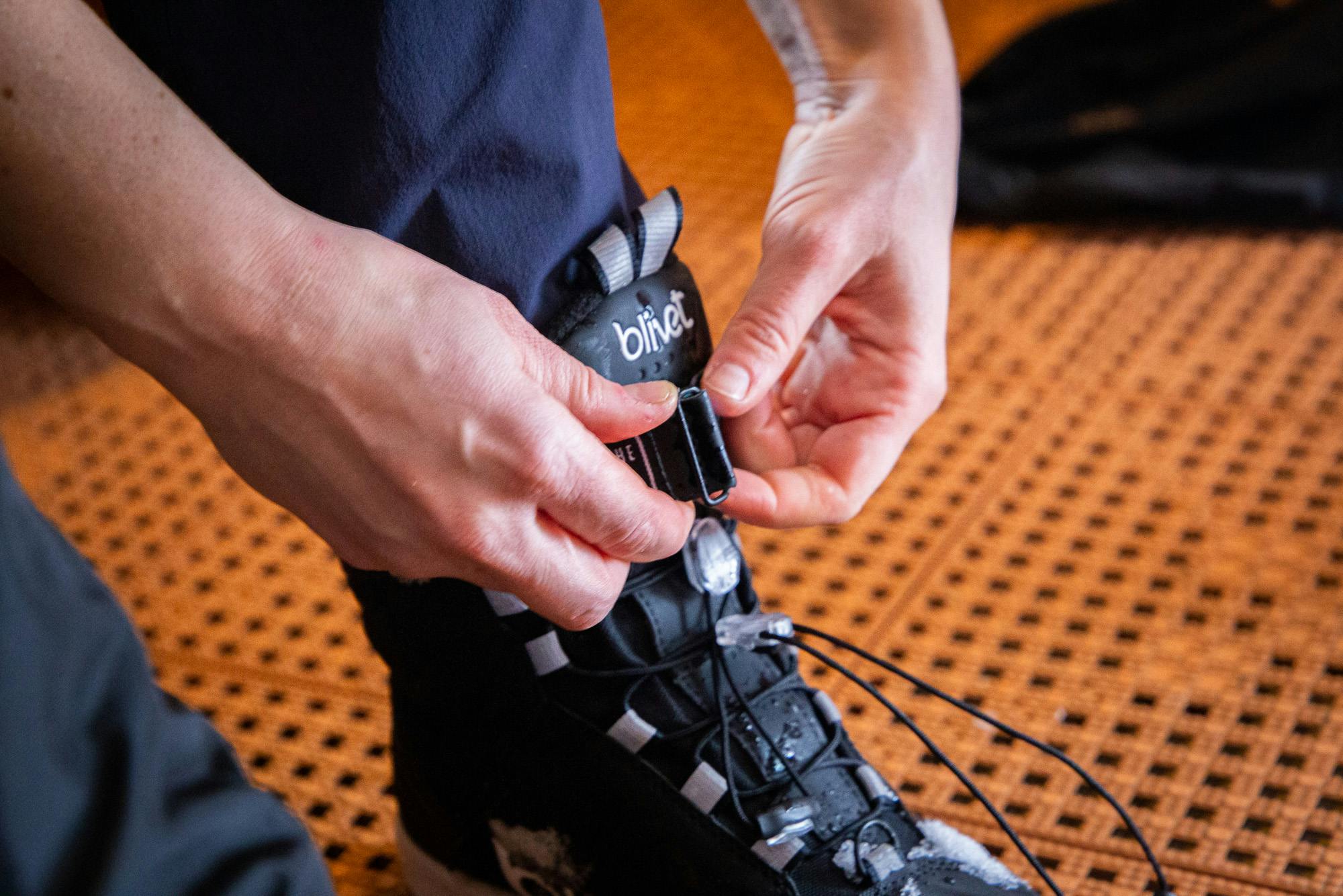Lacing up the Quilo boots - three.