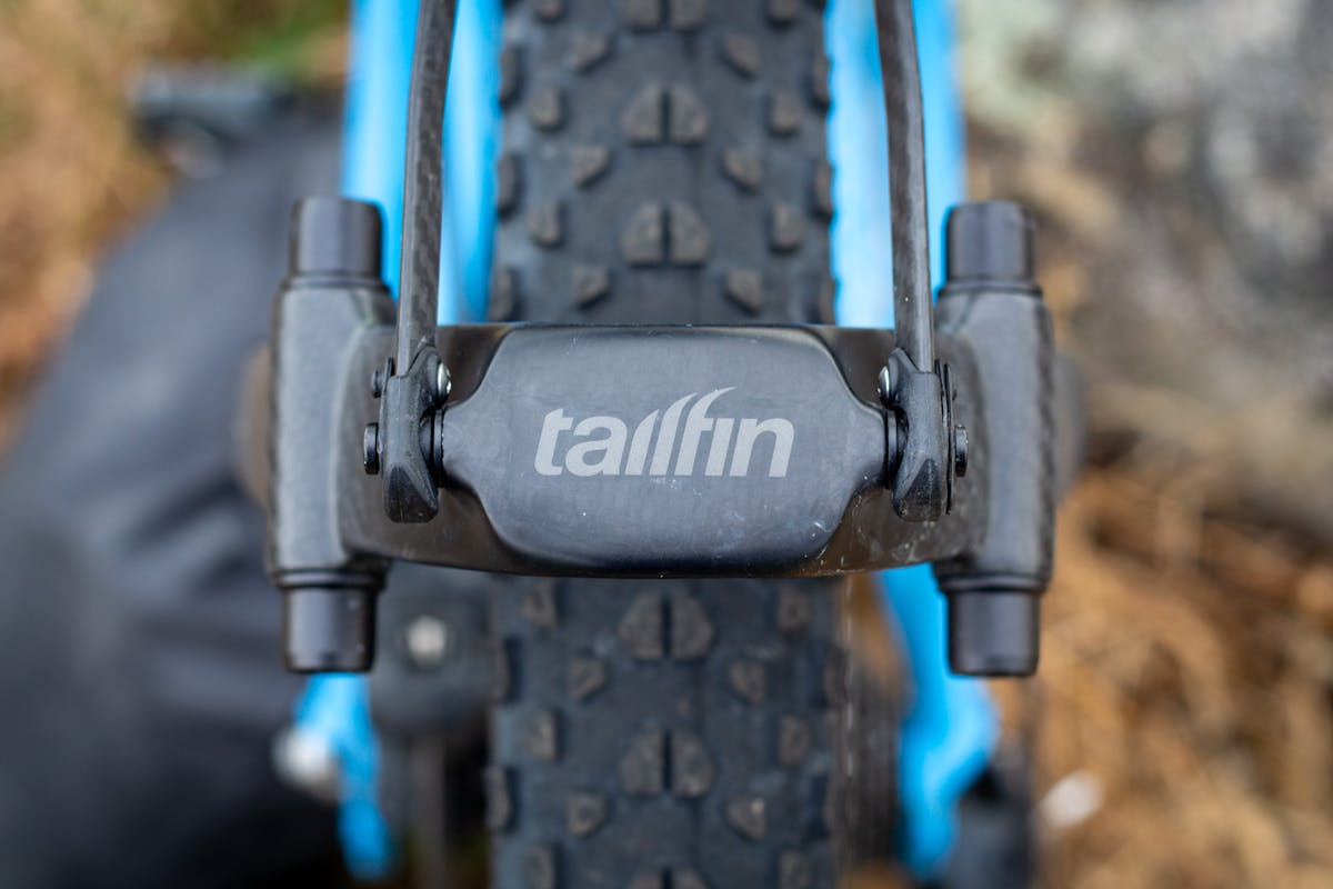 Tailfin Carbon Rack, Trunk Bag & Mini-Panniers Review