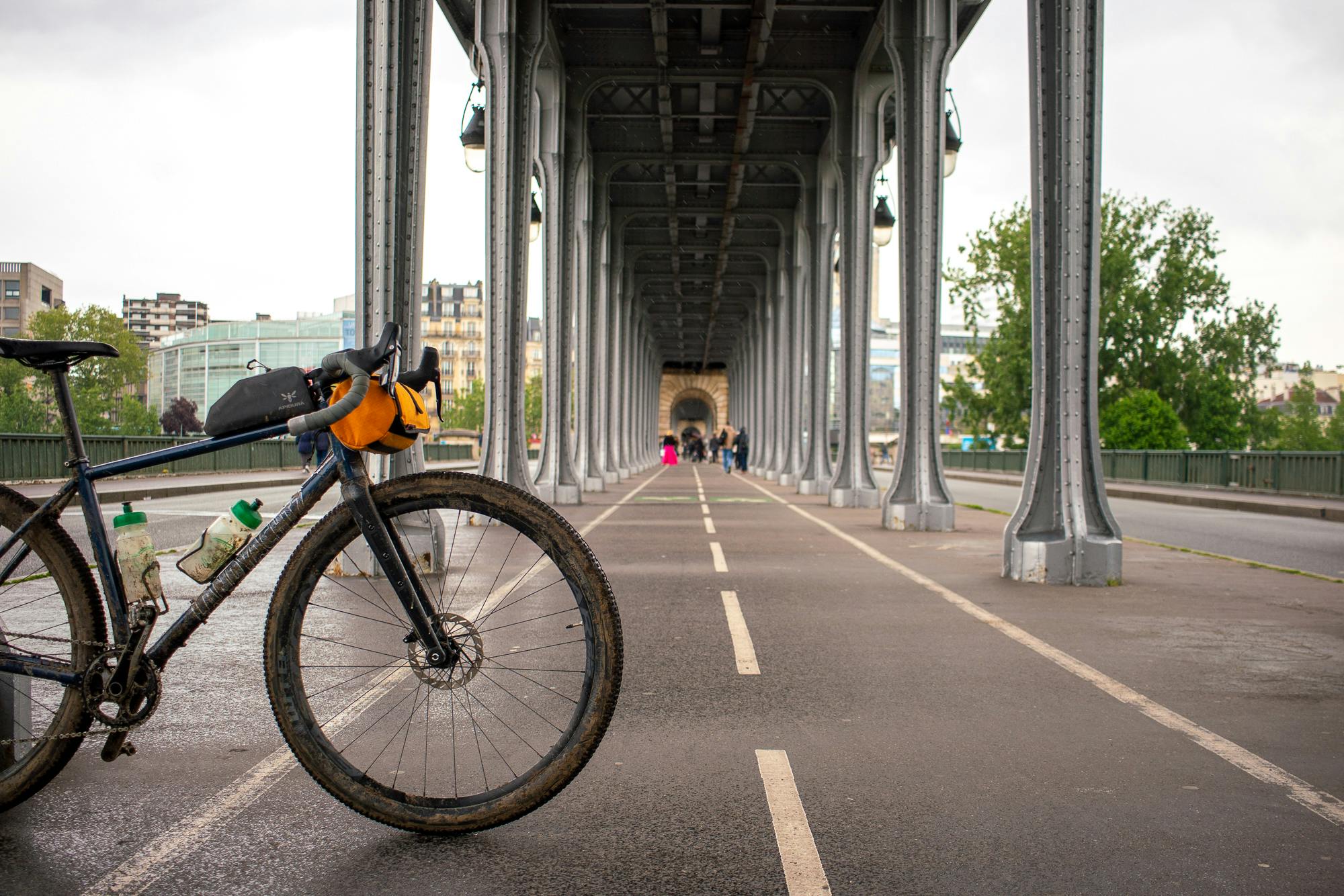 muddy bike in paris