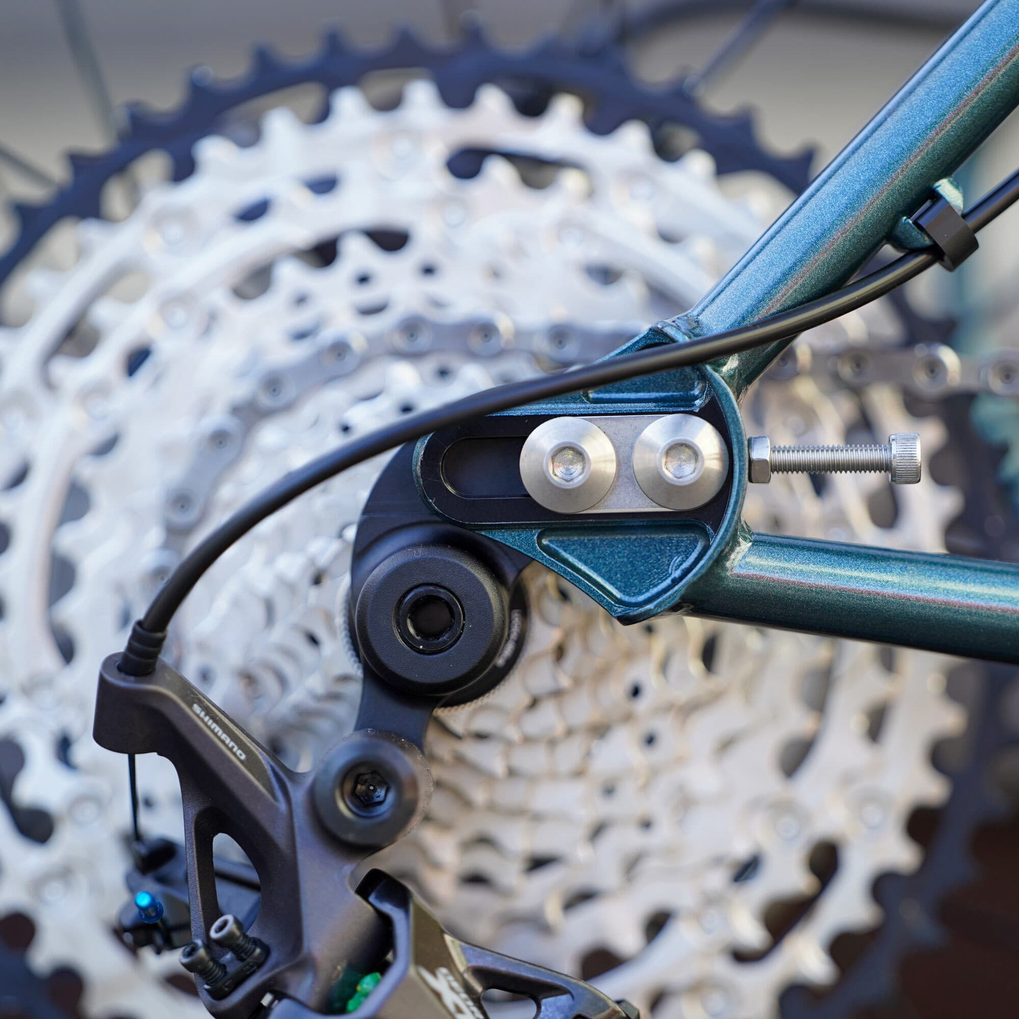 Those sliding drop outs.