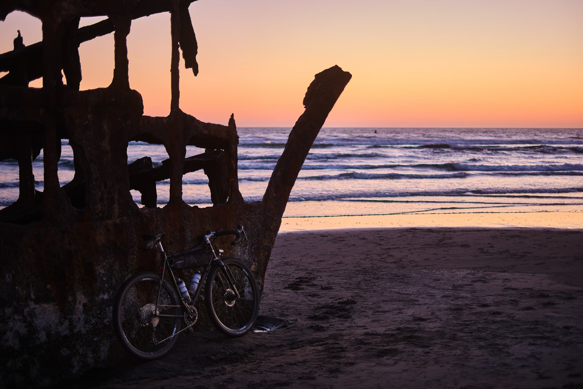 Abe rides to the ocean.