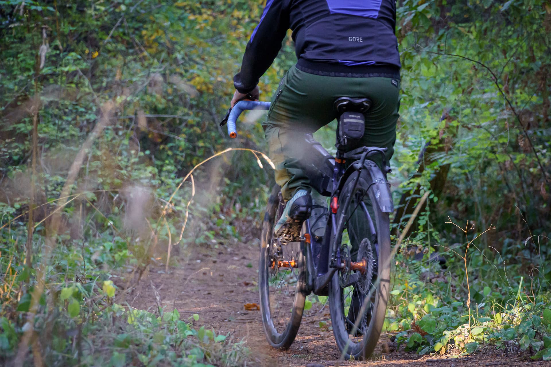 Gorewear Fernflow Pants: A Leg Up On Shoulder Season