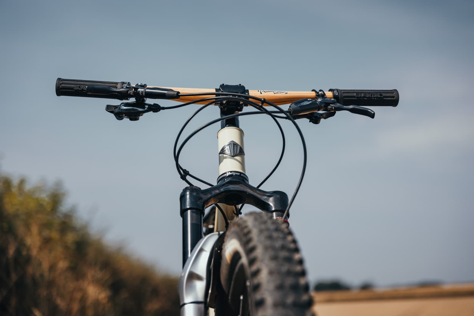 astaire bars on hardtail